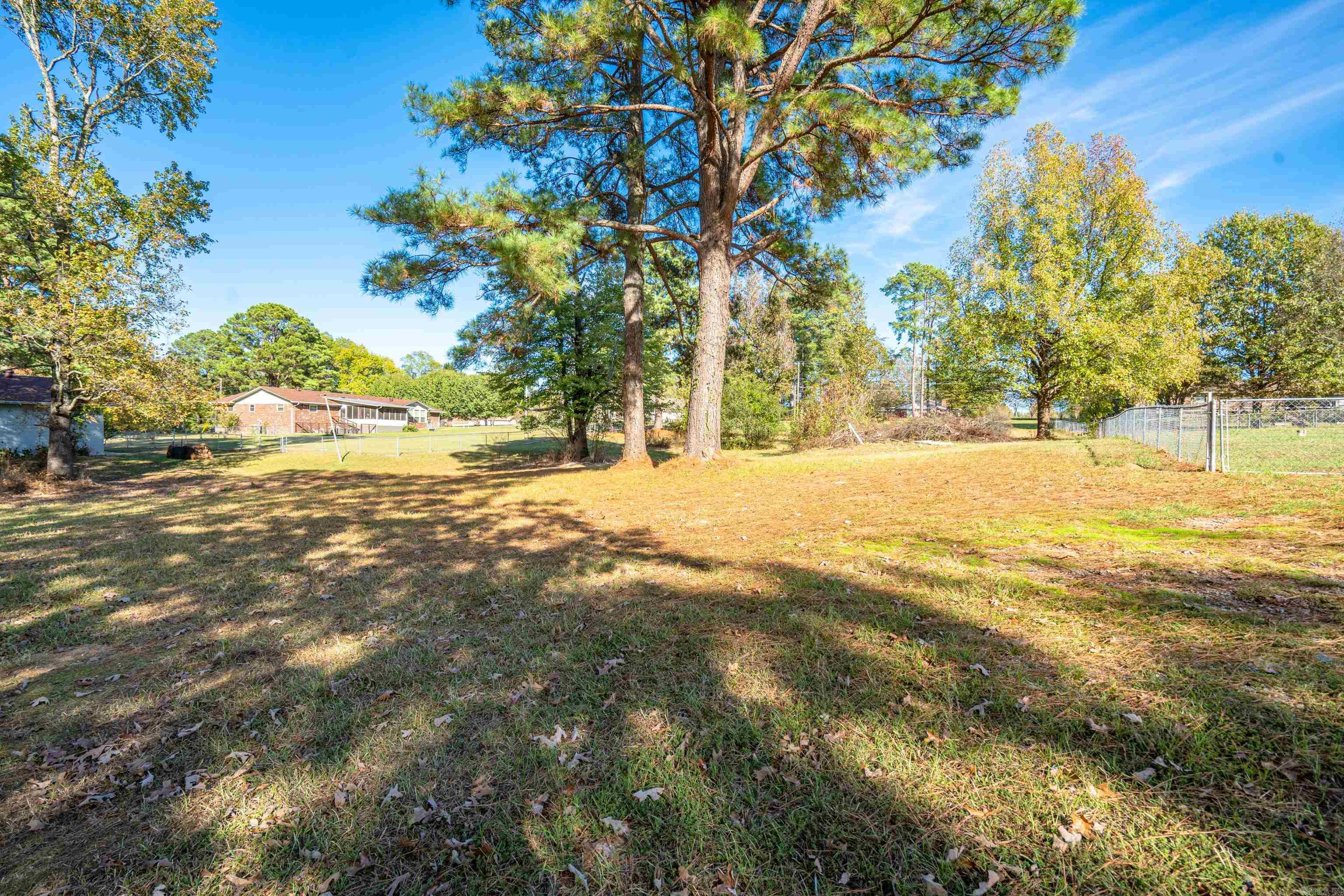 CLEVELAND SHORES - Residential