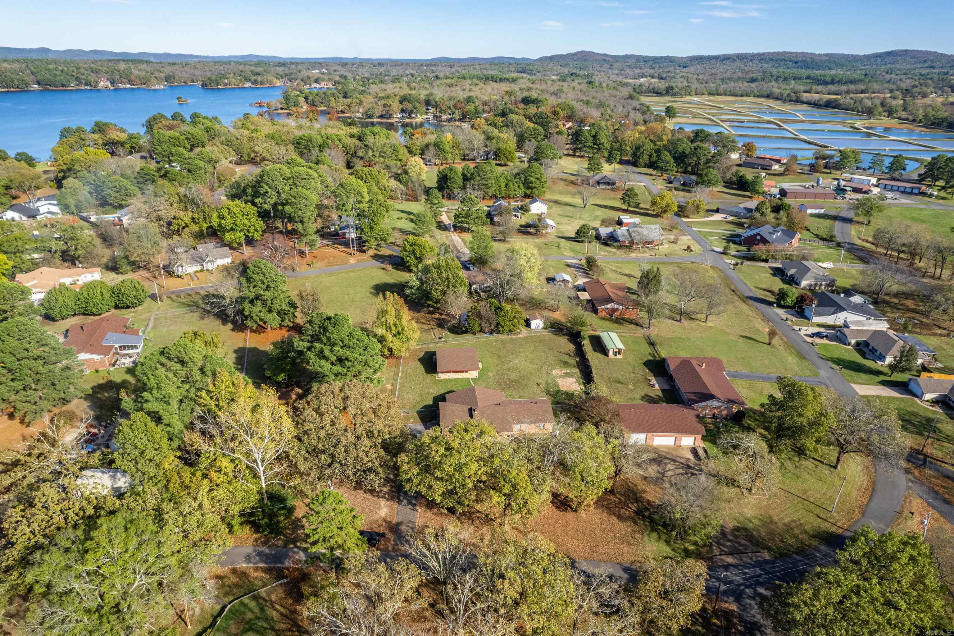 CLEVELAND SHORES - Residential