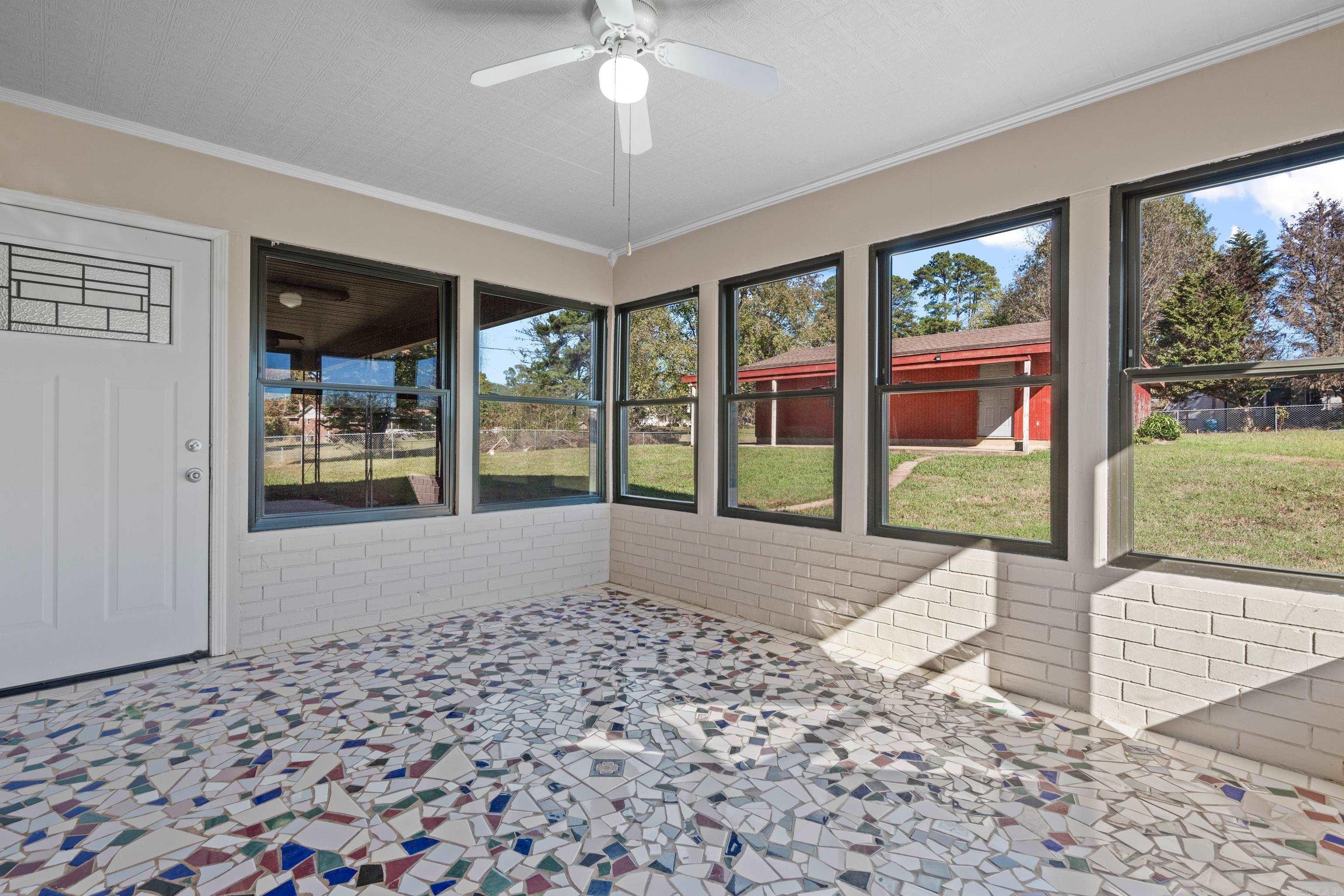 CLEVELAND SHORES - Residential