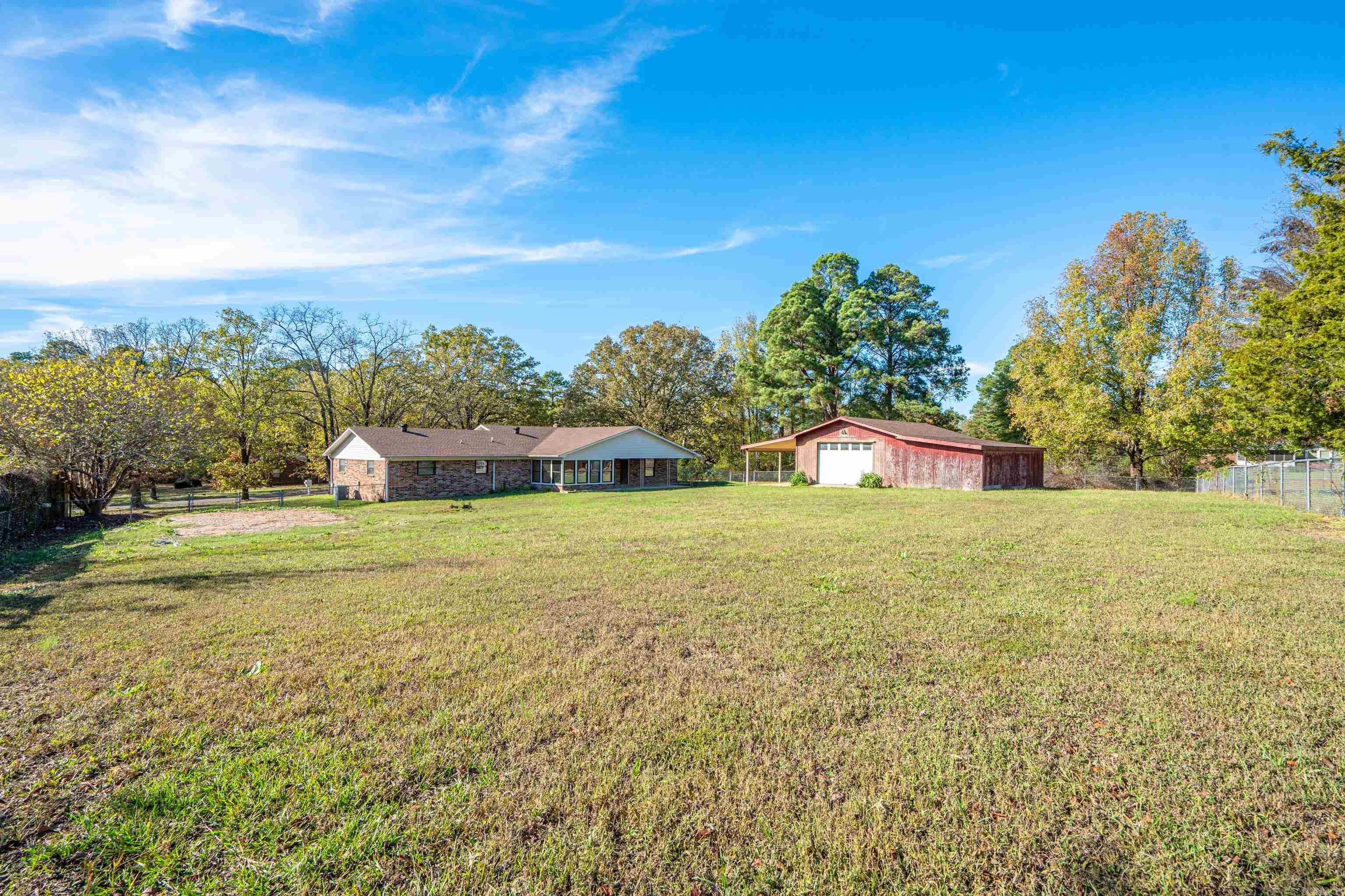 CLEVELAND SHORES - Residential