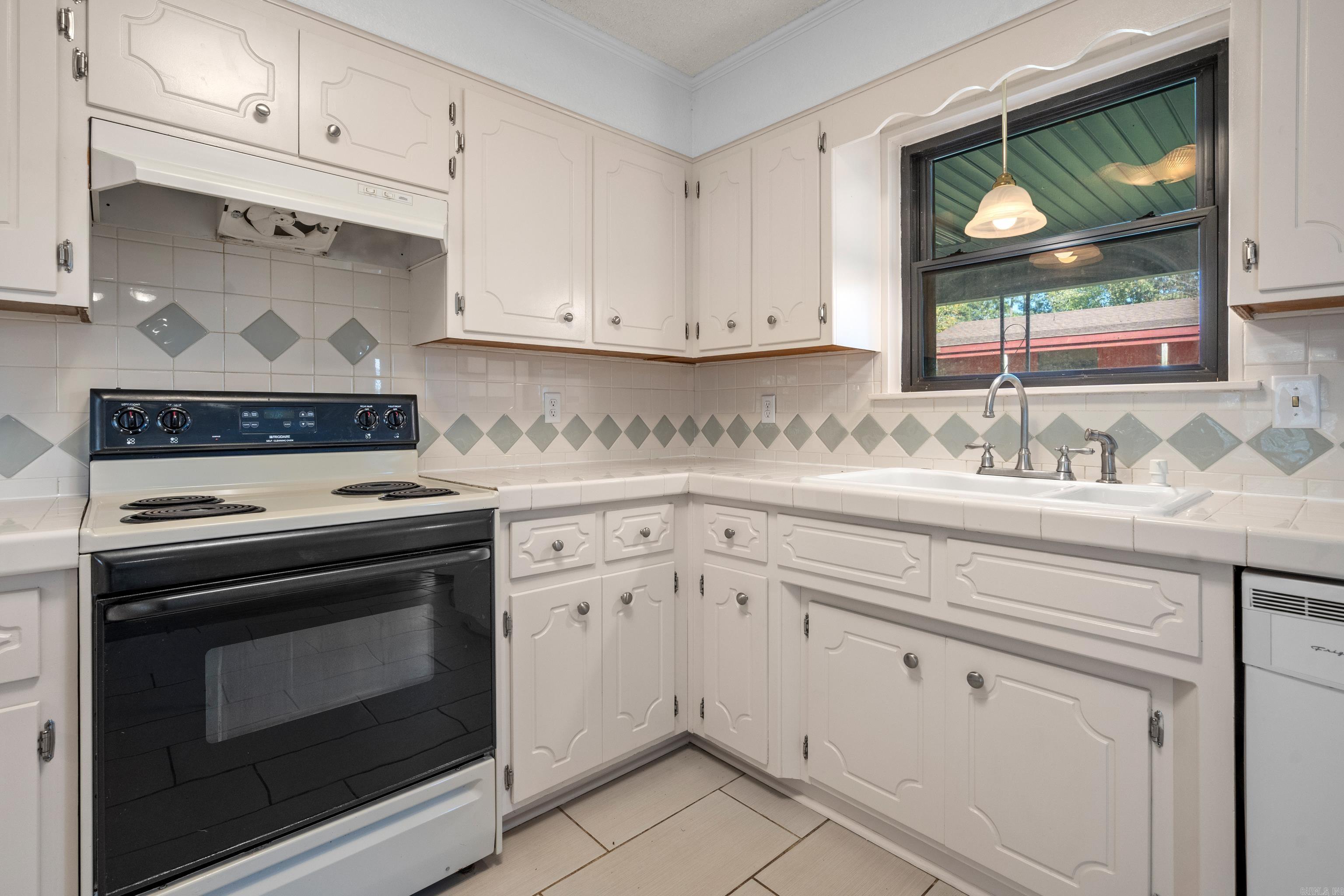 CLEVELAND SHORES - Residential