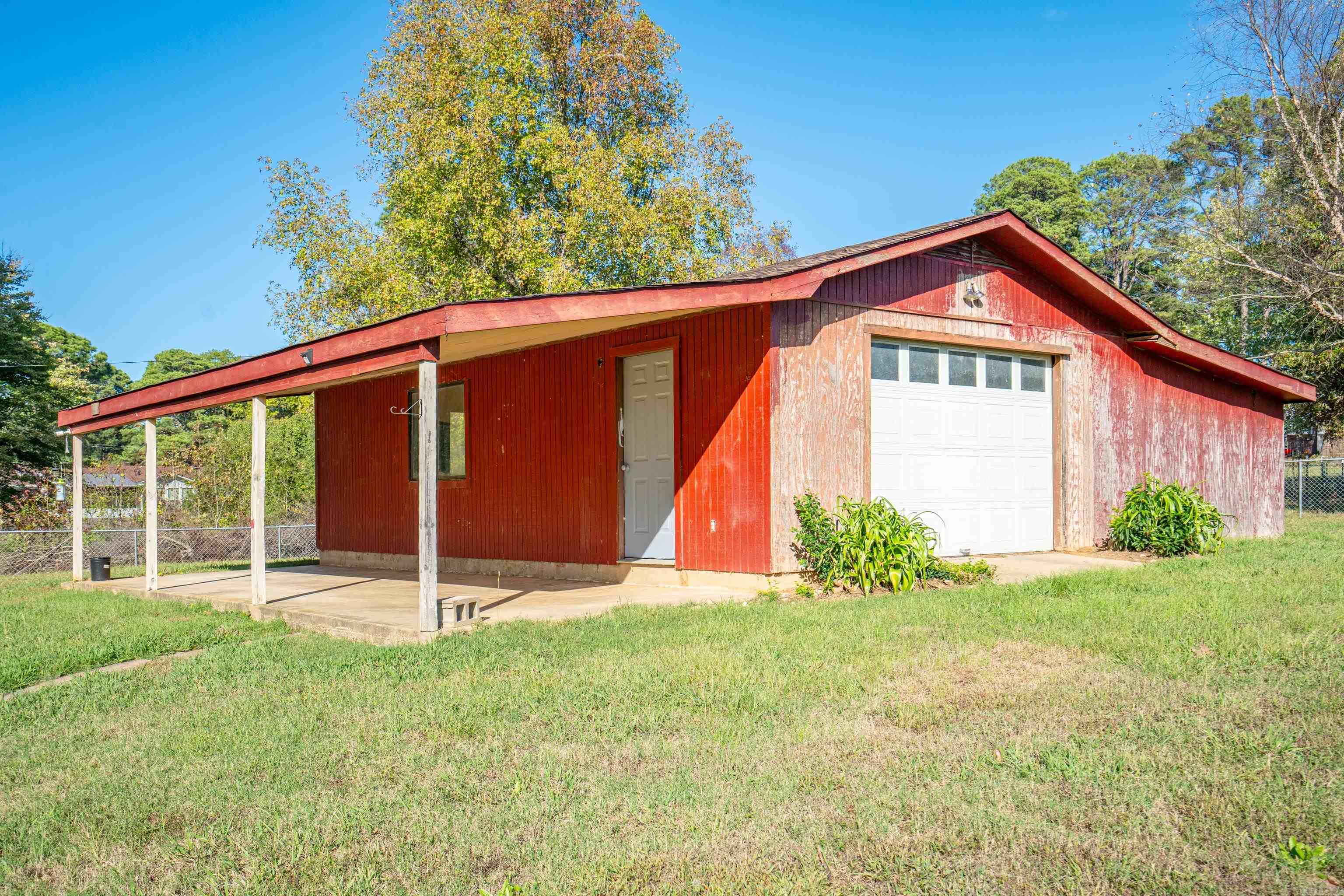 CLEVELAND SHORES - Residential