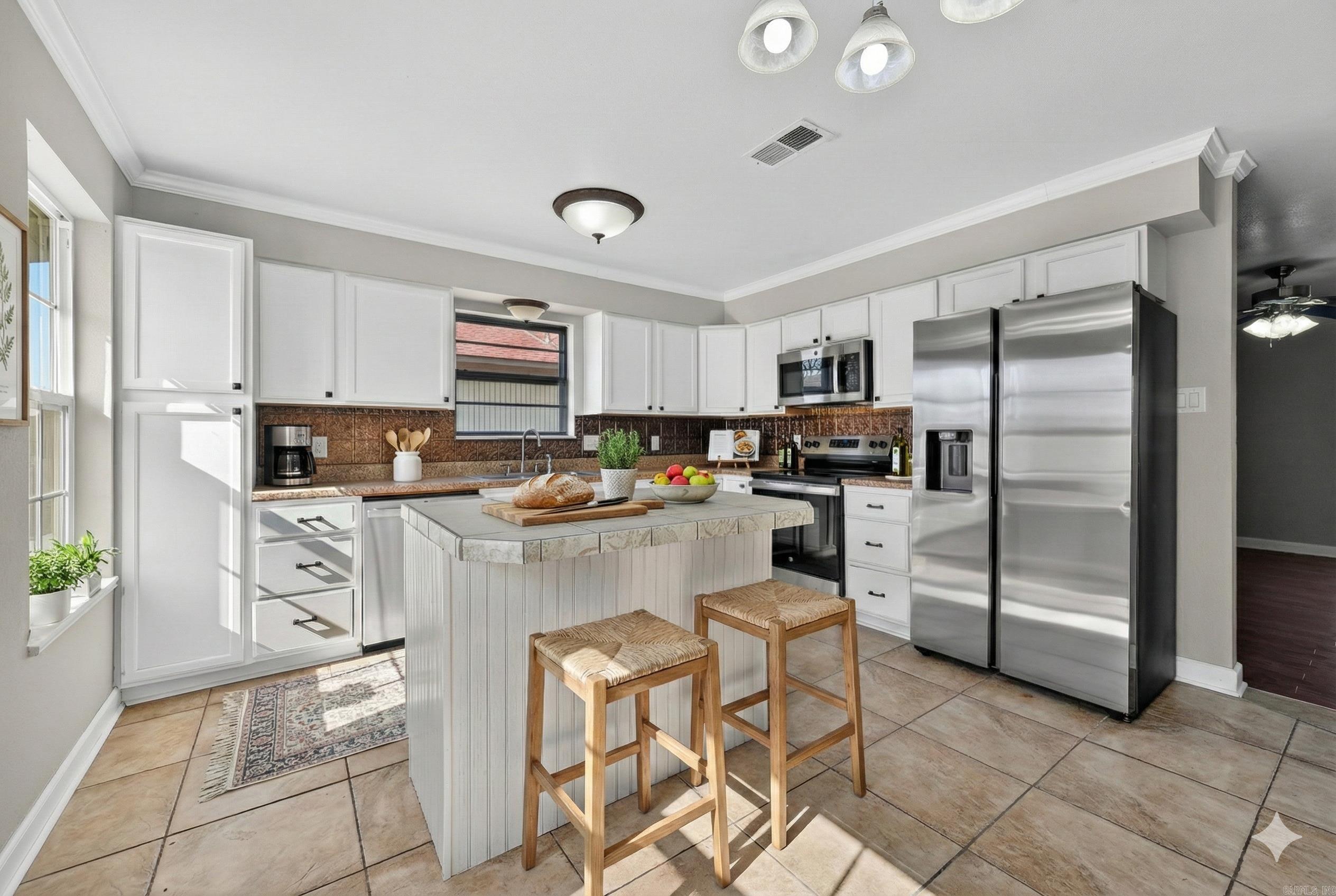 NORTH HILLS MANOR - Residential