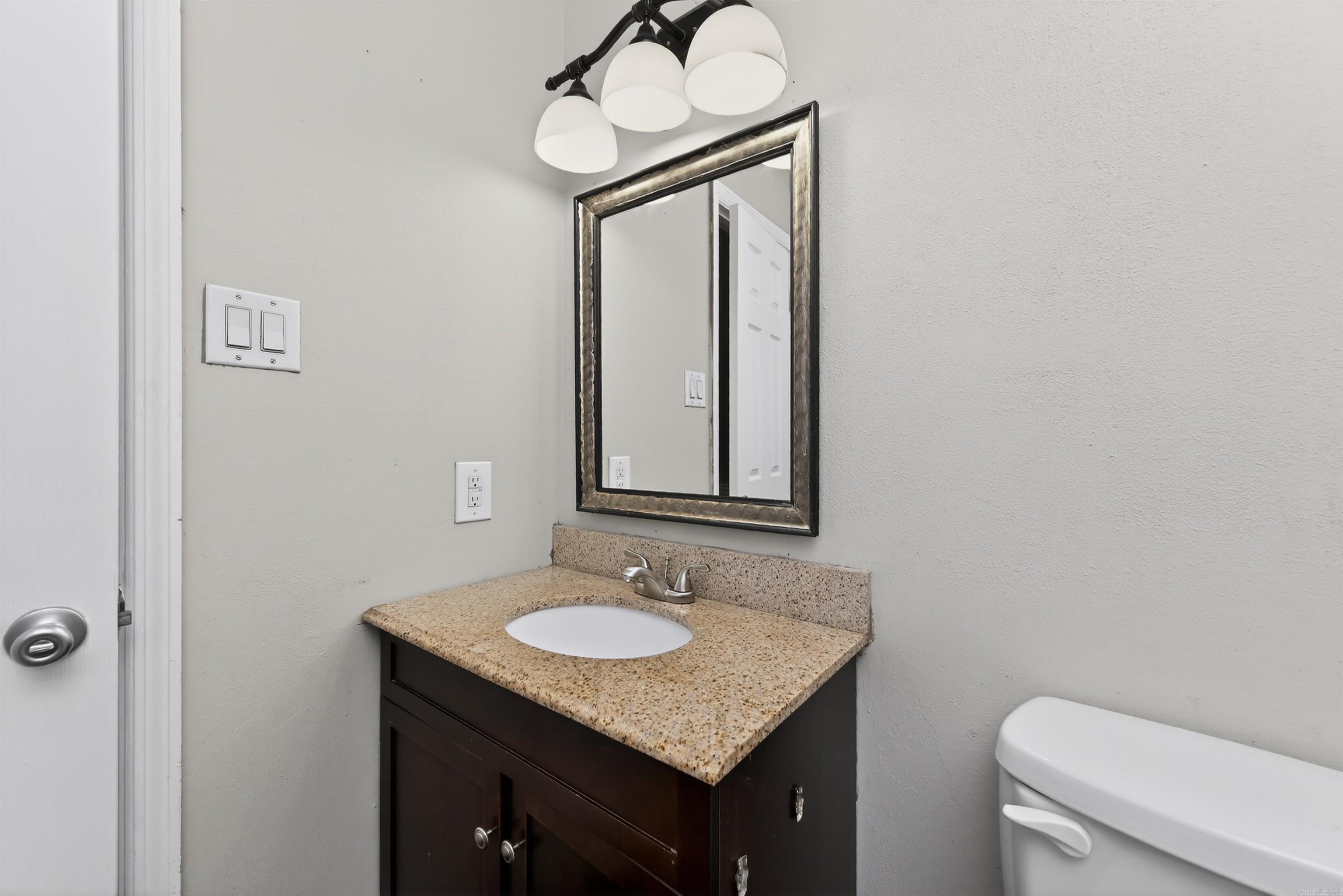 NORTH HILLS MANOR - Residential