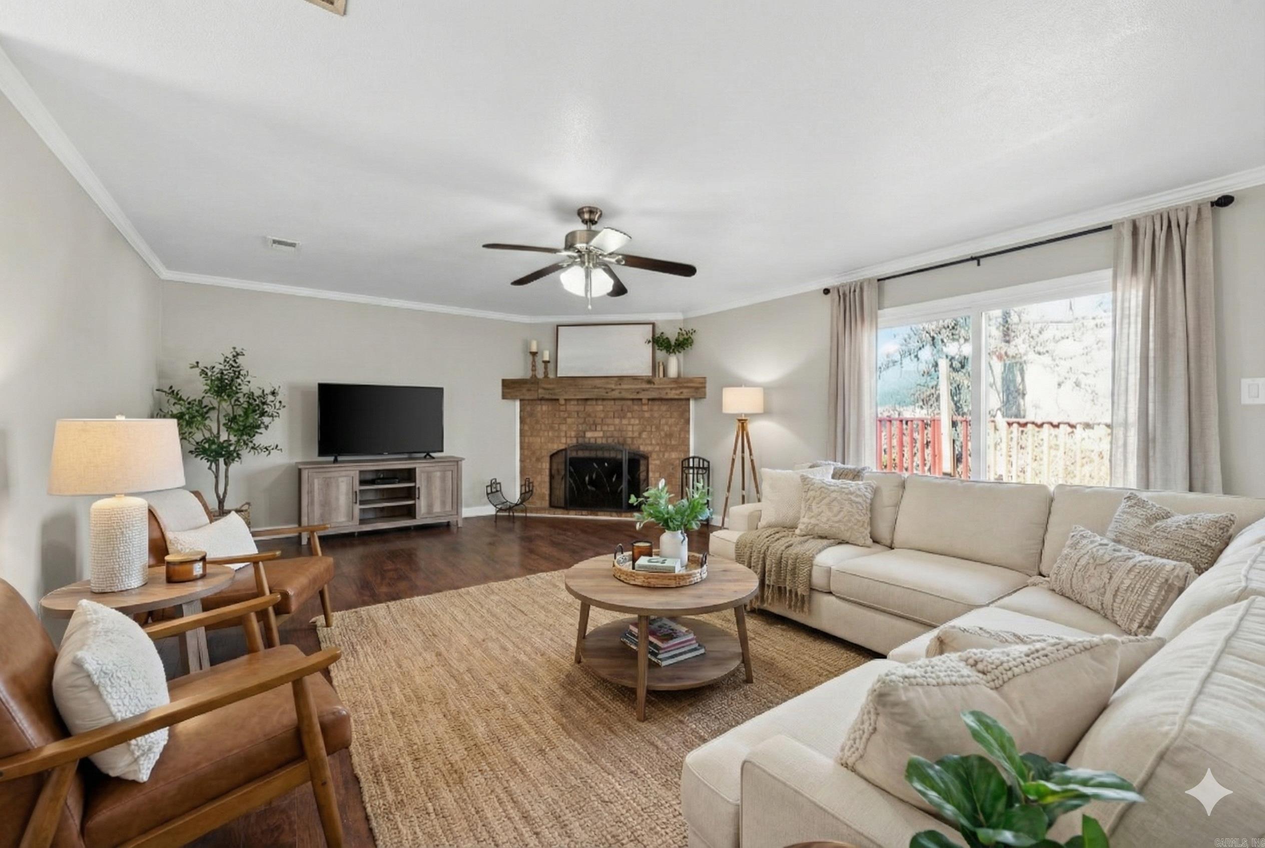 NORTH HILLS MANOR - Residential