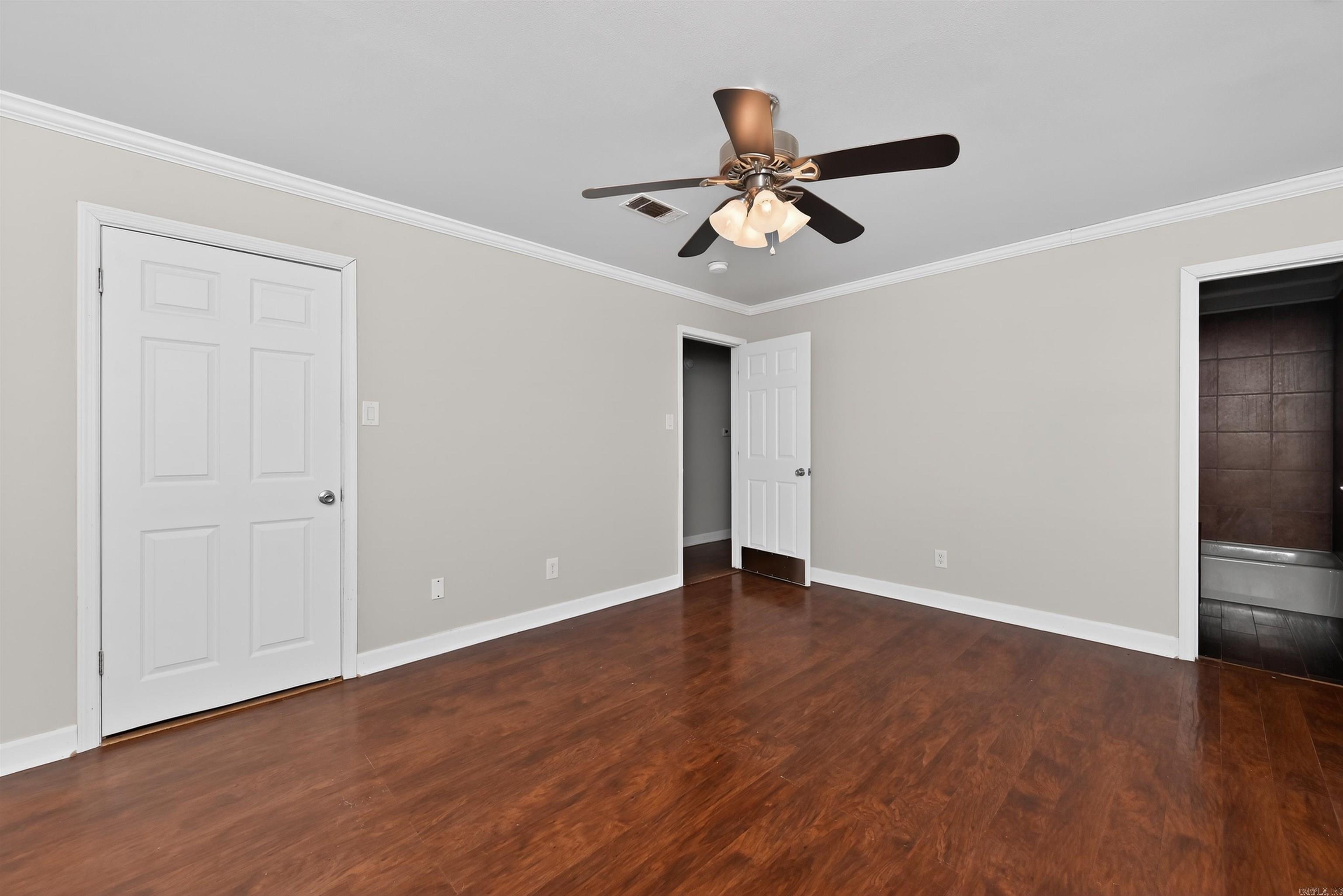 NORTH HILLS MANOR - Residential