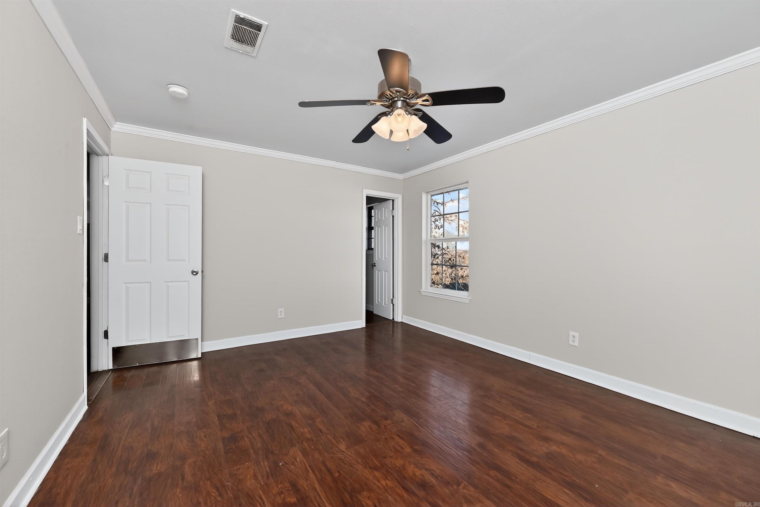 NORTH HILLS MANOR - Residential