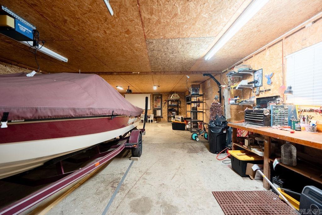 BELOIT BAY - Residential