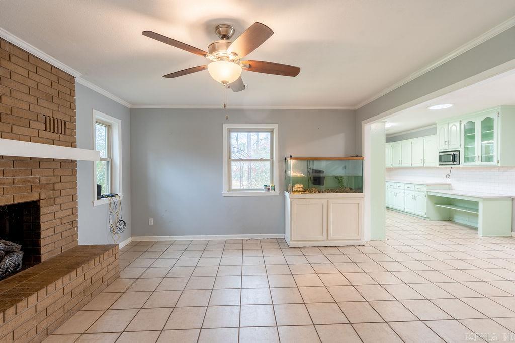 BELOIT BAY - Residential