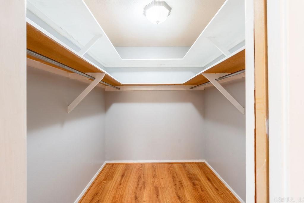 BELOIT BAY - Residential