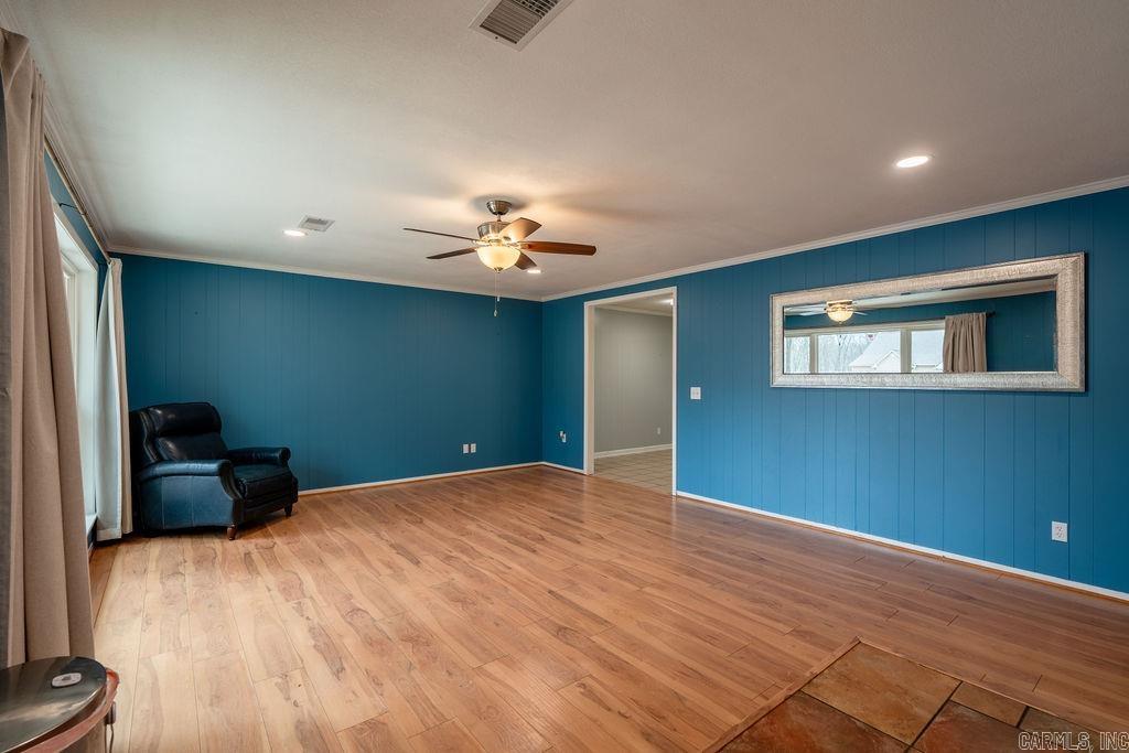 BELOIT BAY - Residential