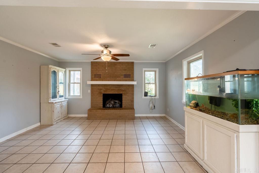 BELOIT BAY - Residential