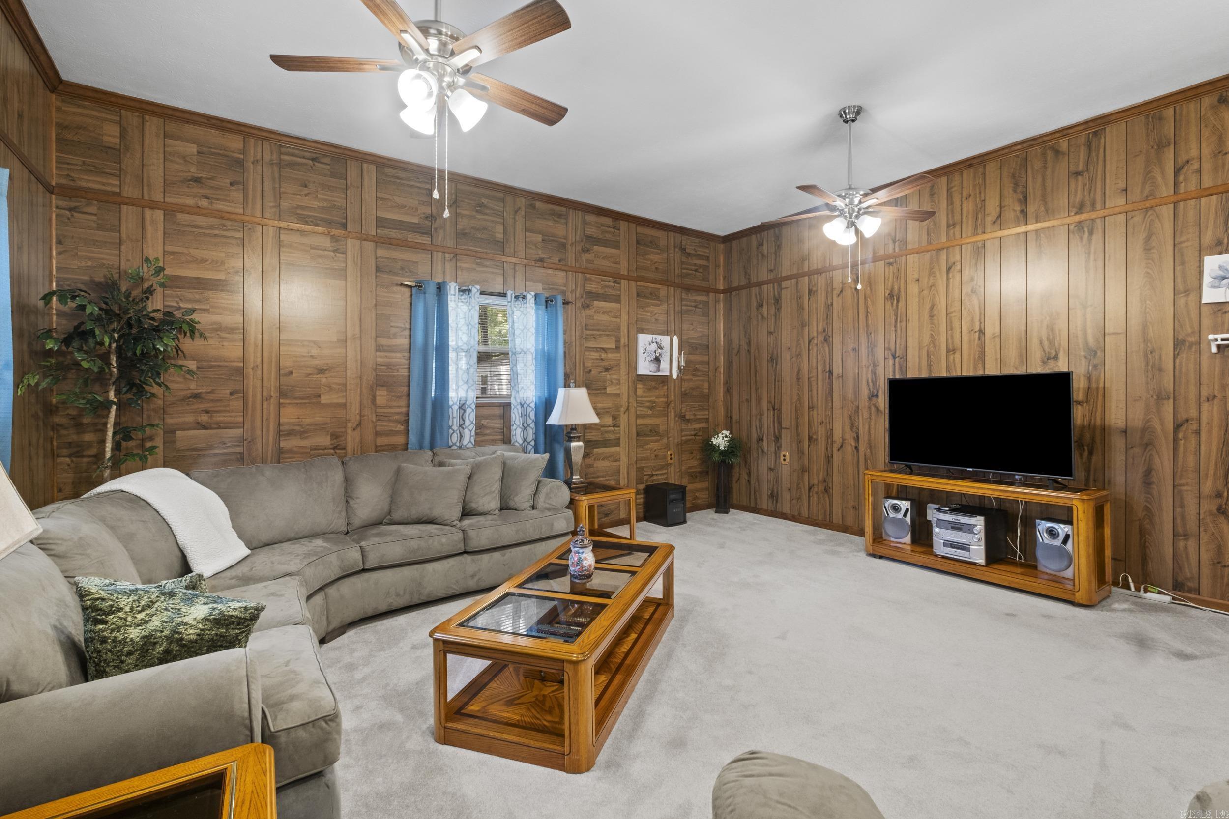 Springhill Manor - Residential