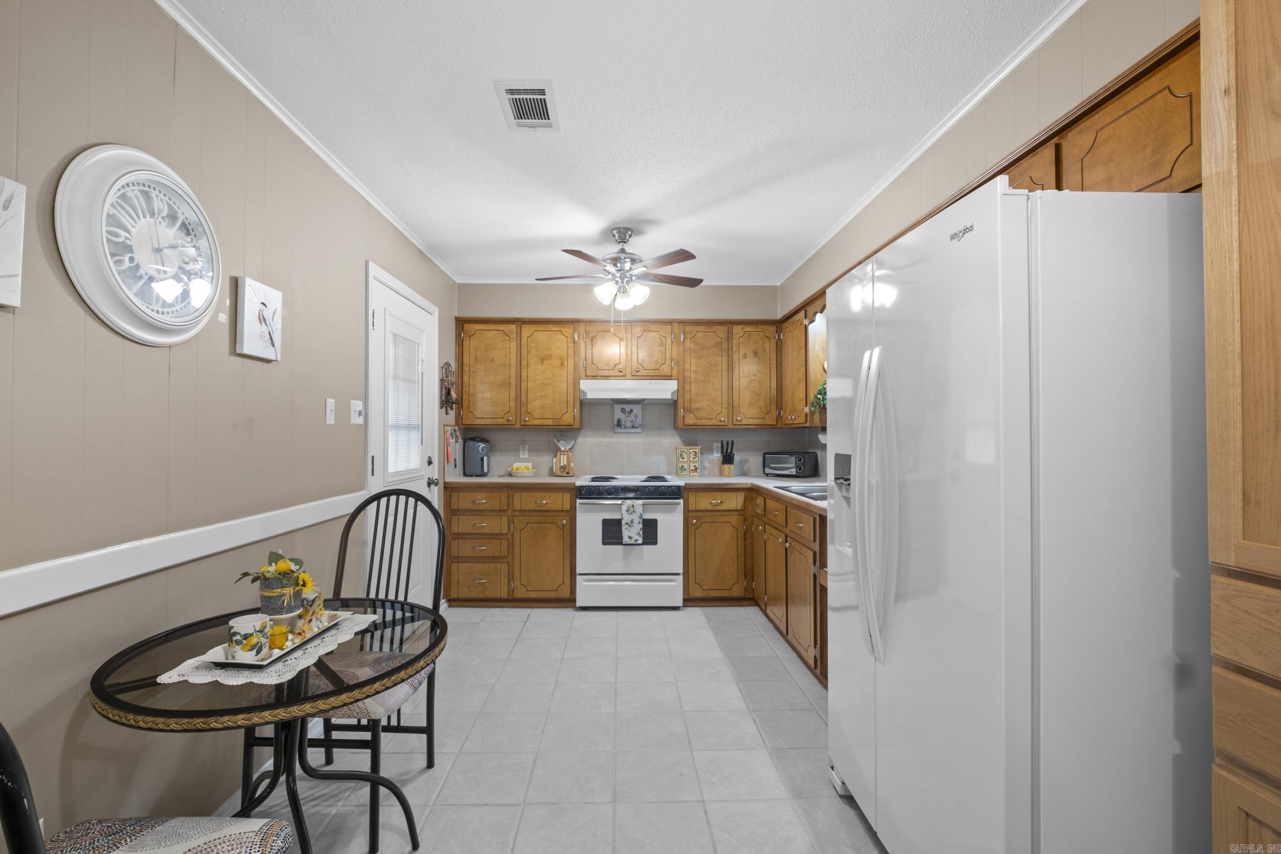 Springhill Manor - Residential