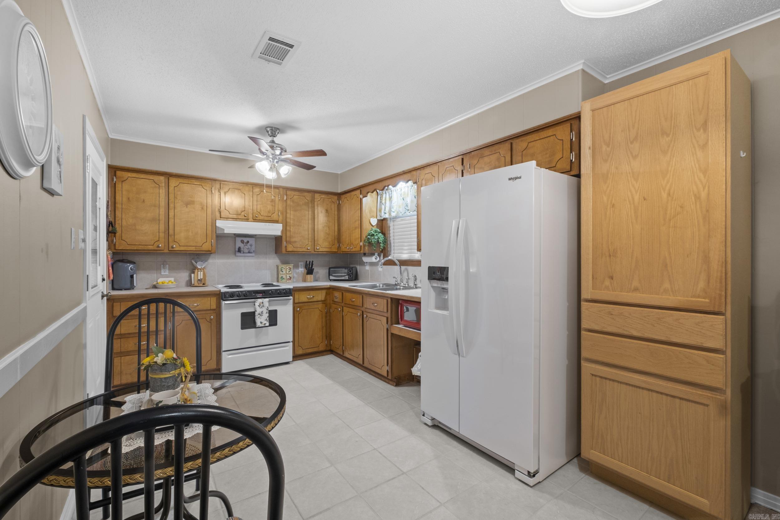 Springhill Manor - Residential