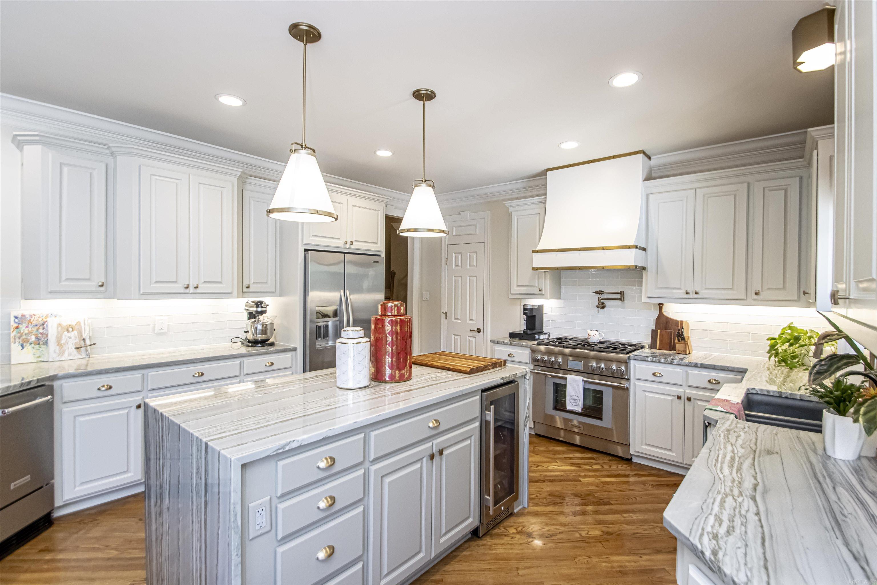 CHENAL VALLEY BRETAGNE CIRCLE - Residential