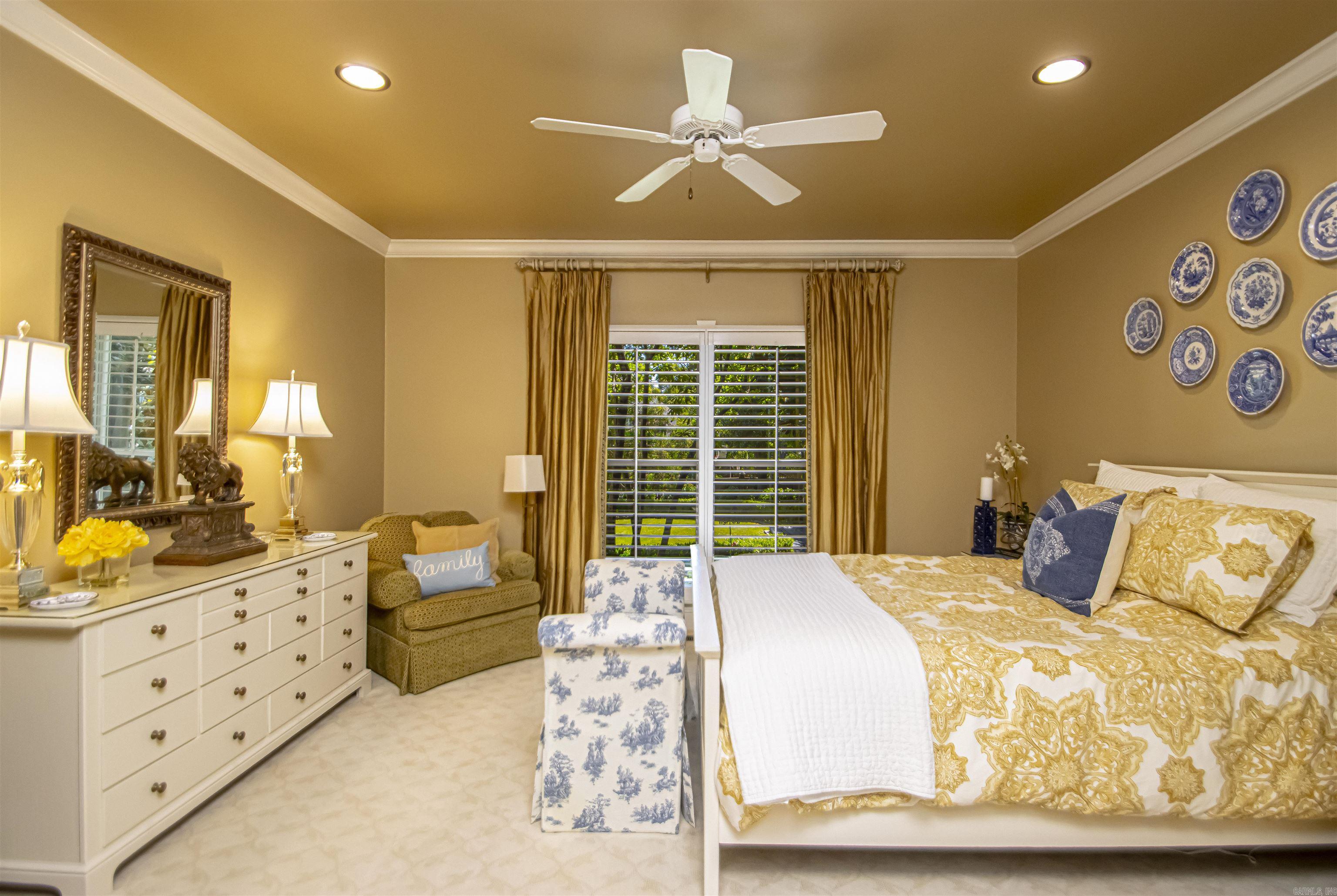 CHENAL VALLEY BRETAGNE CIRCLE - Residential