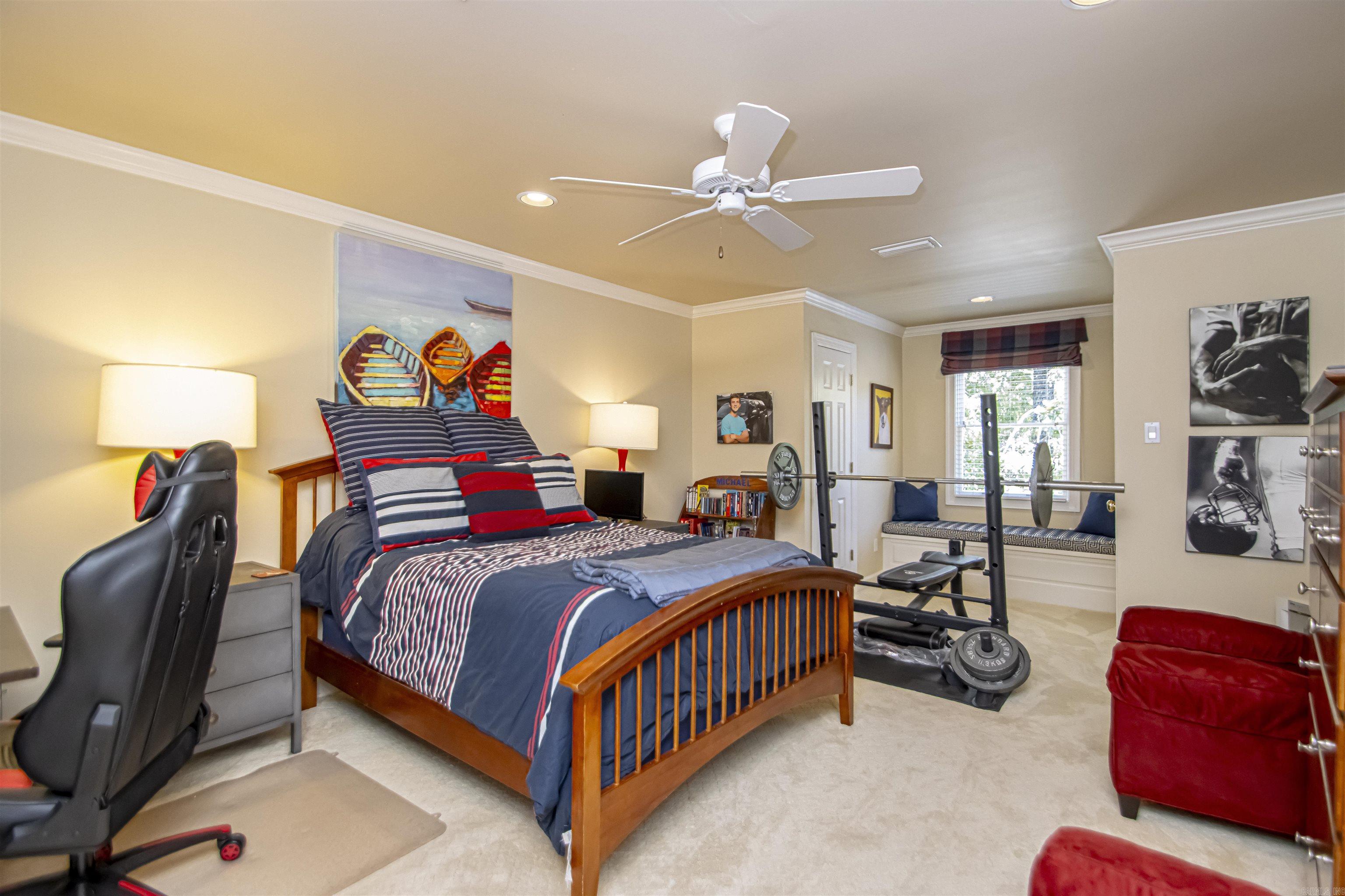 CHENAL VALLEY BRETAGNE CIRCLE - Residential