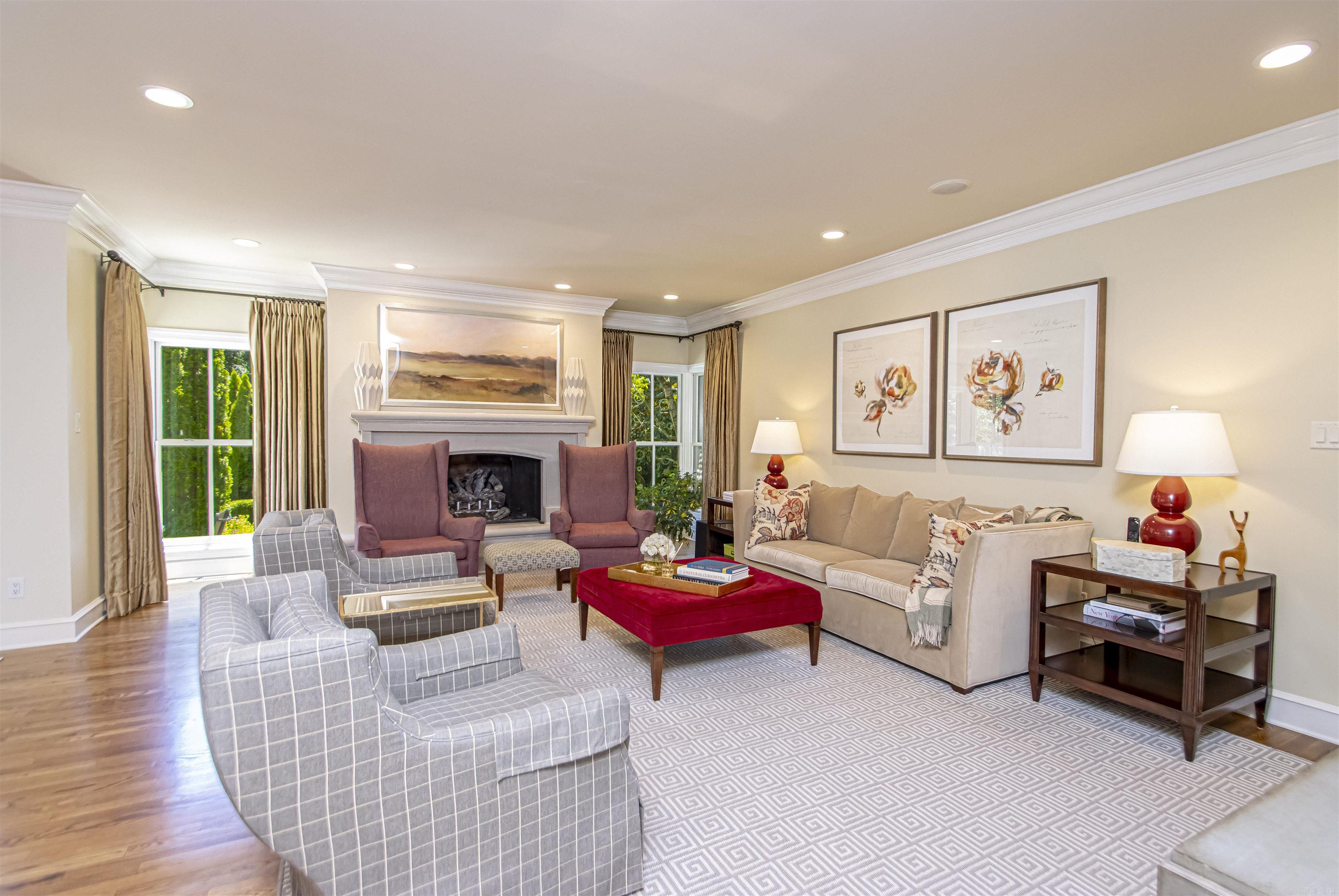 CHENAL VALLEY BRETAGNE CIRCLE - Residential