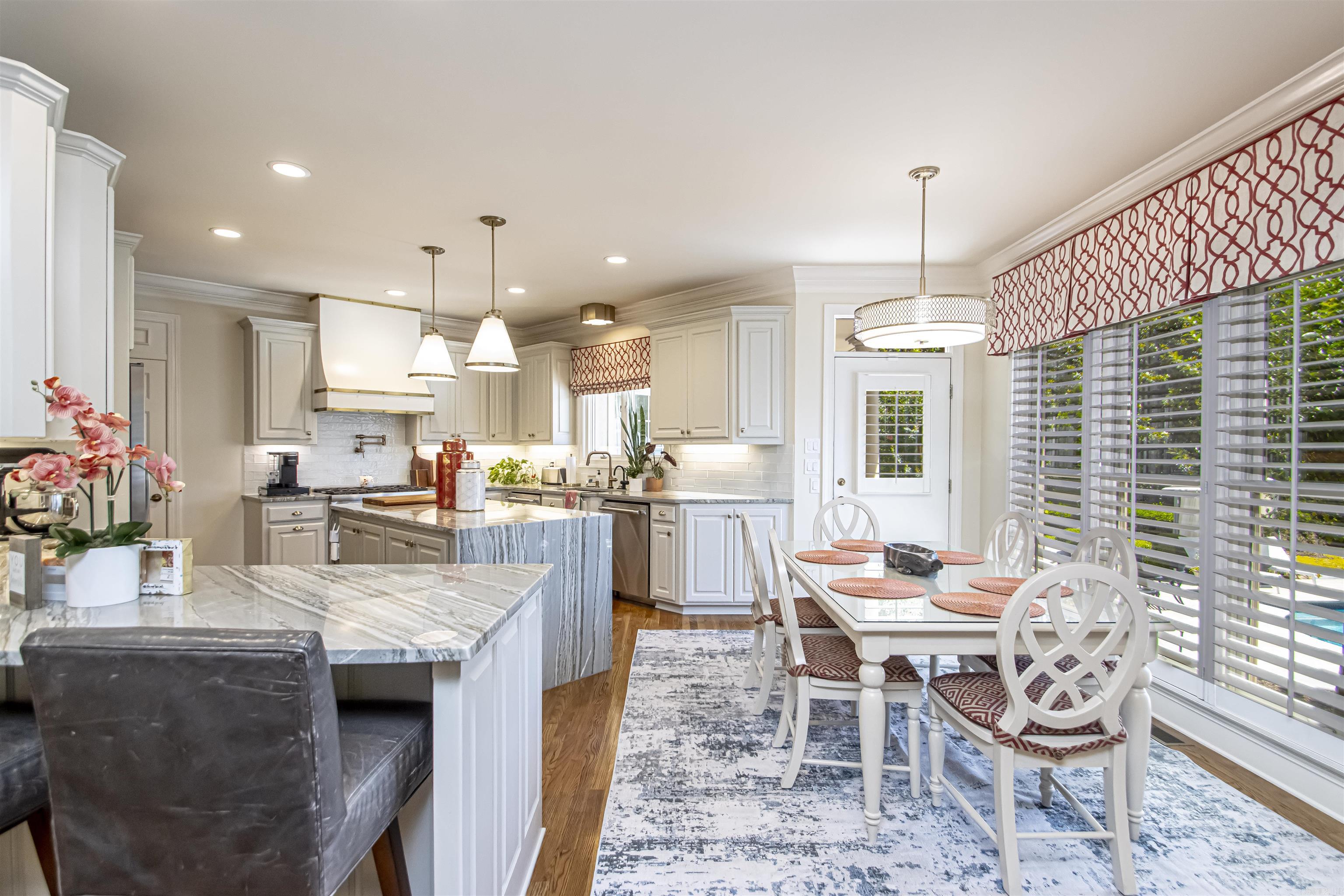 CHENAL VALLEY BRETAGNE CIRCLE - Residential