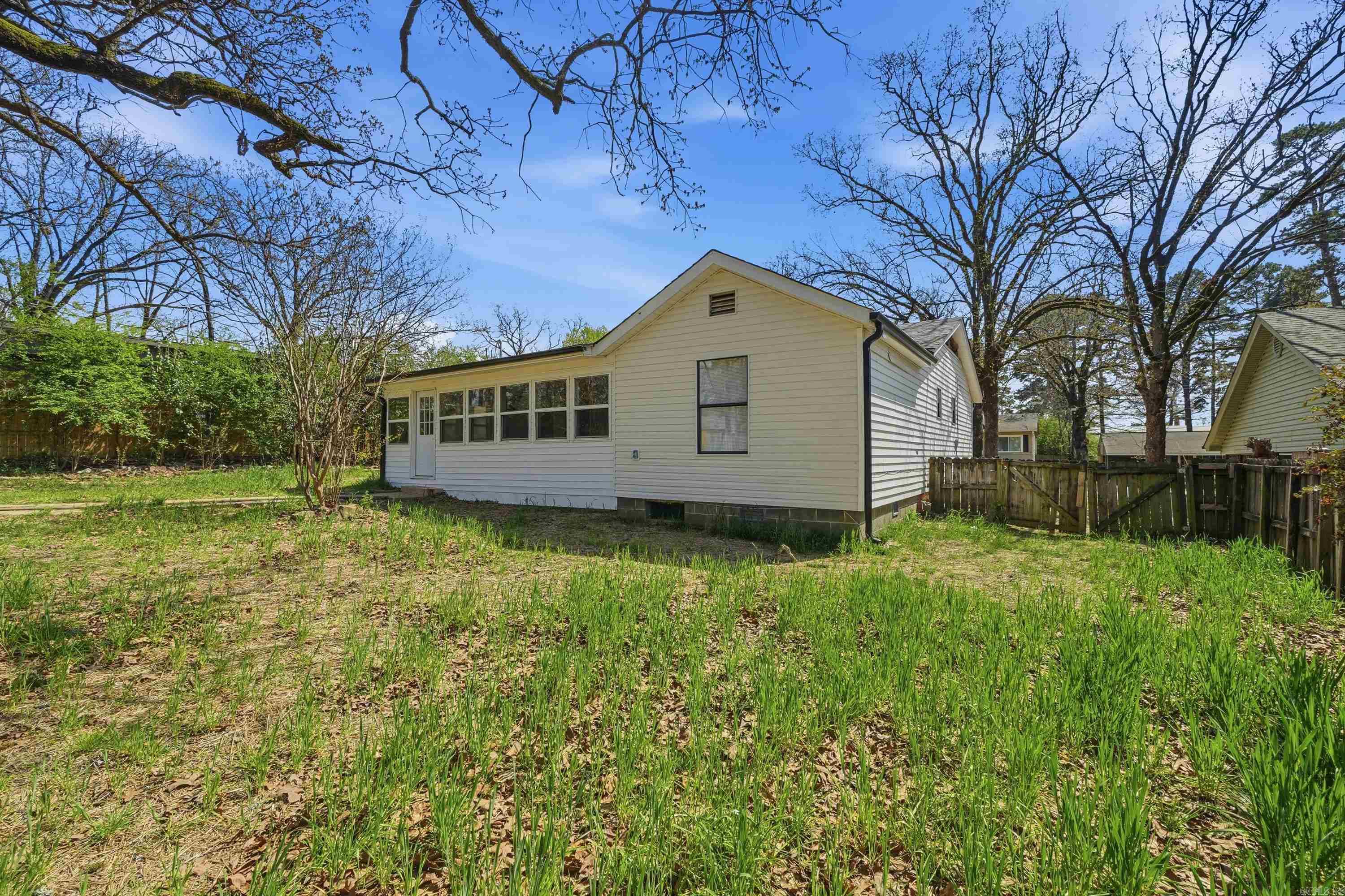 SHAMROCK ADDN - Residential