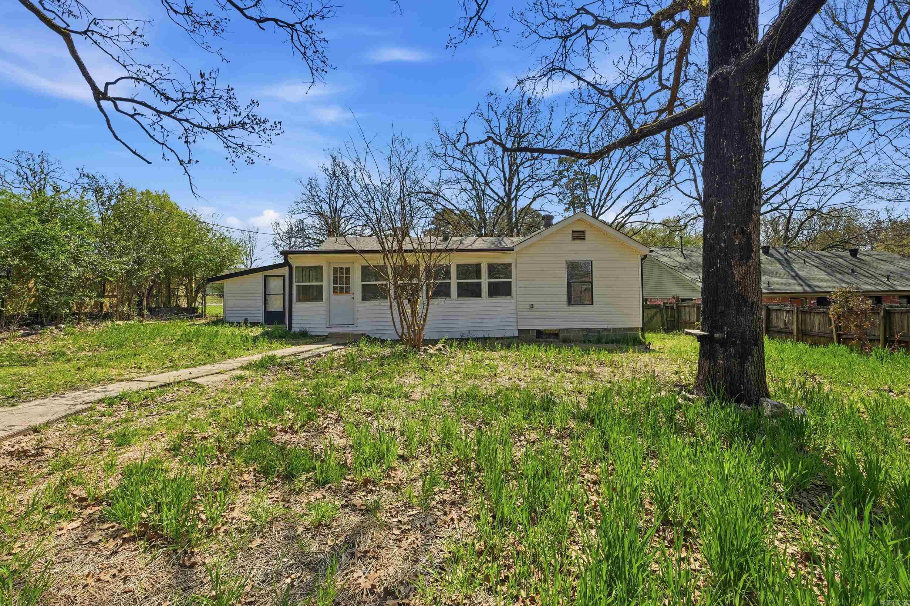 SHAMROCK ADDN - Residential