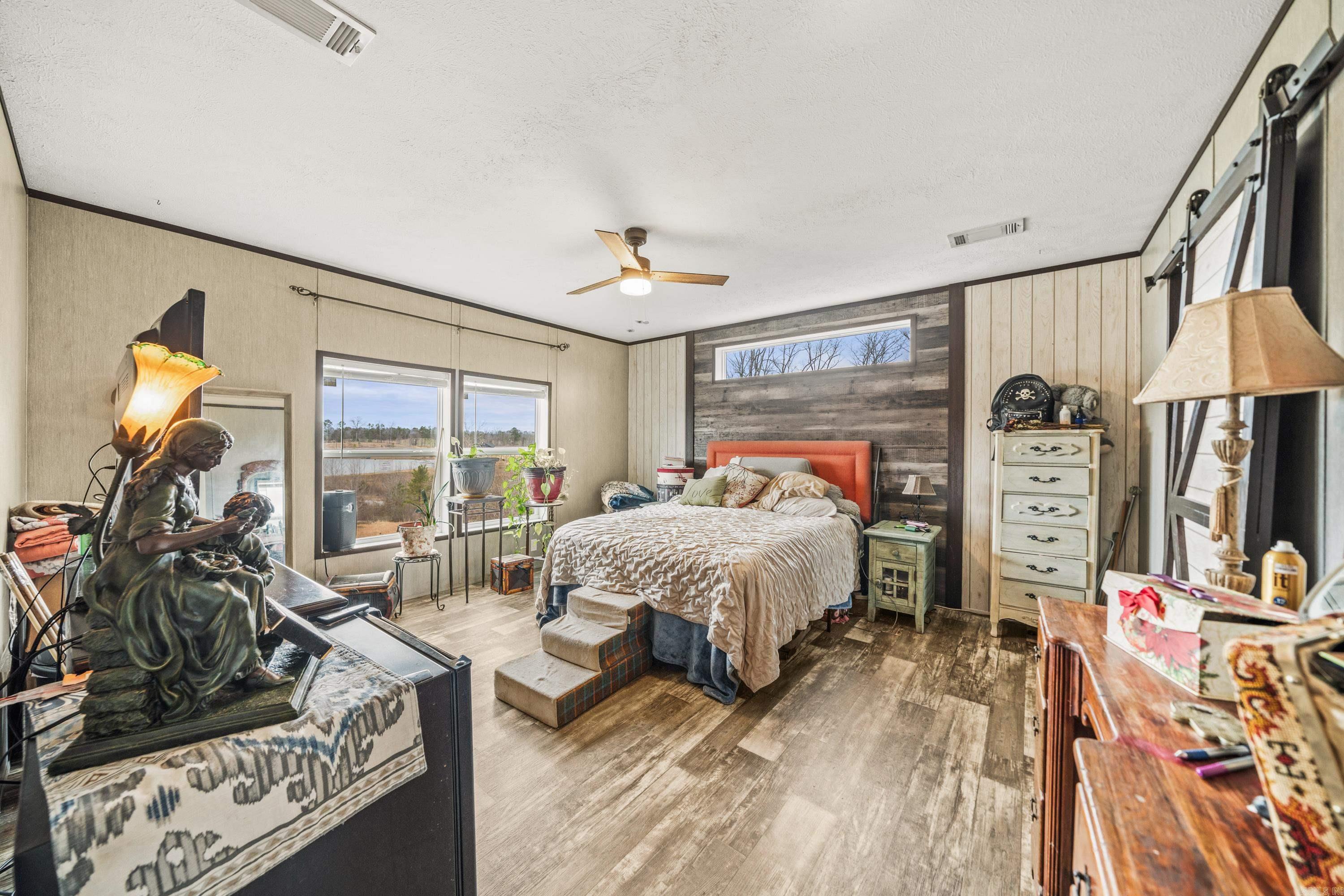 OTAZA LAKE ESTATES - Residential