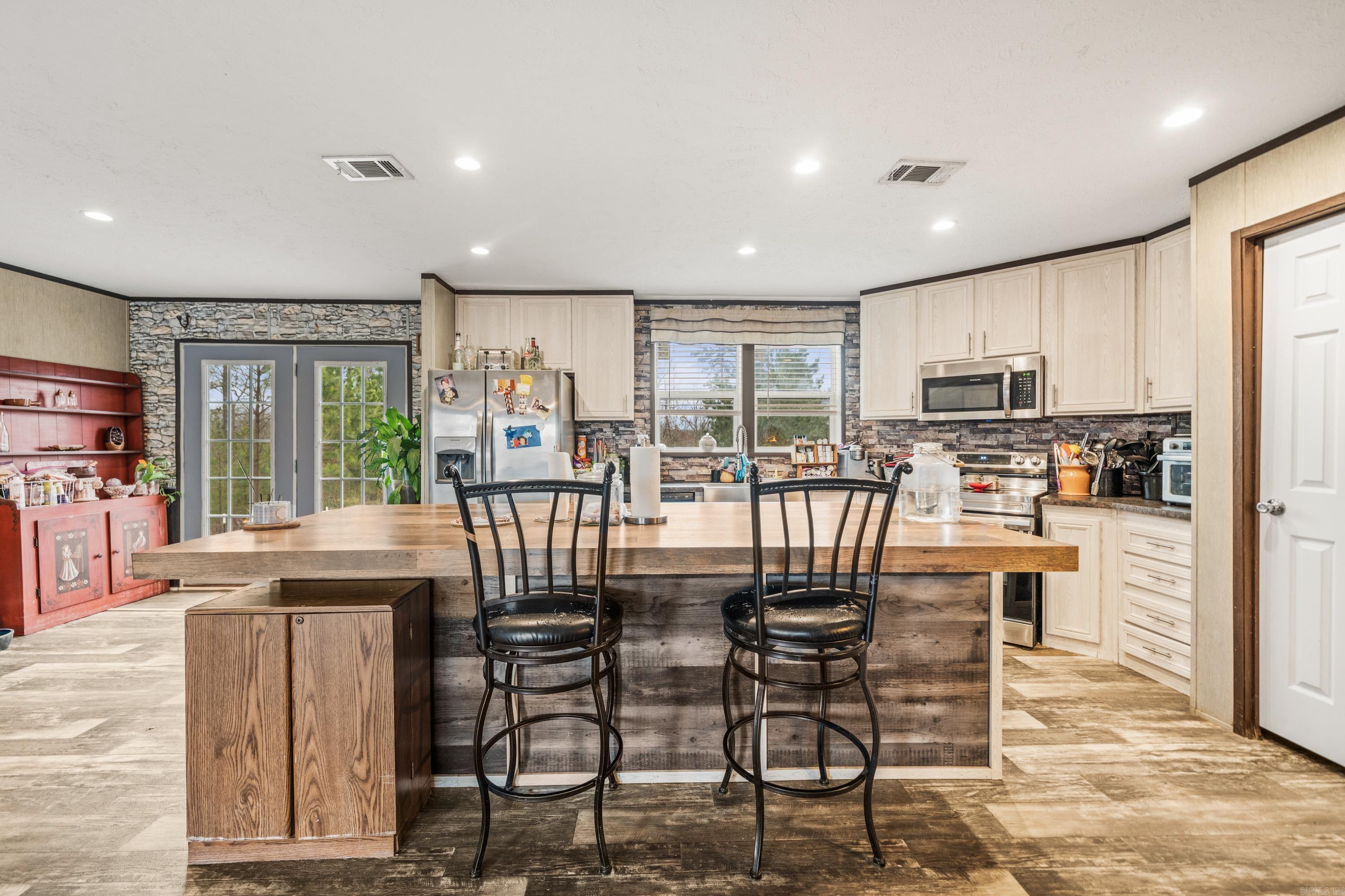 OTAZA LAKE ESTATES - Residential