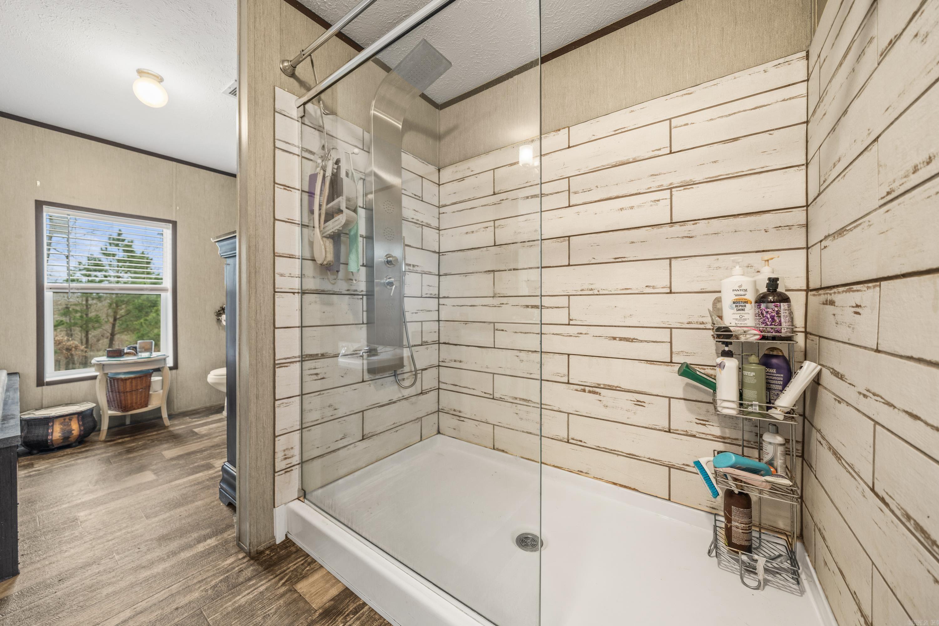 OTAZA LAKE ESTATES - Residential