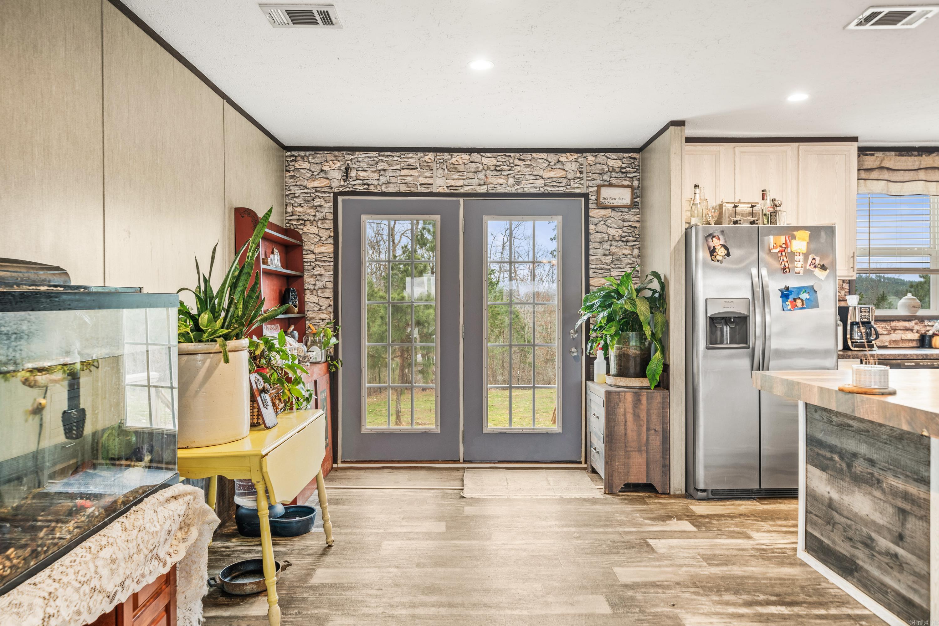 OTAZA LAKE ESTATES - Residential