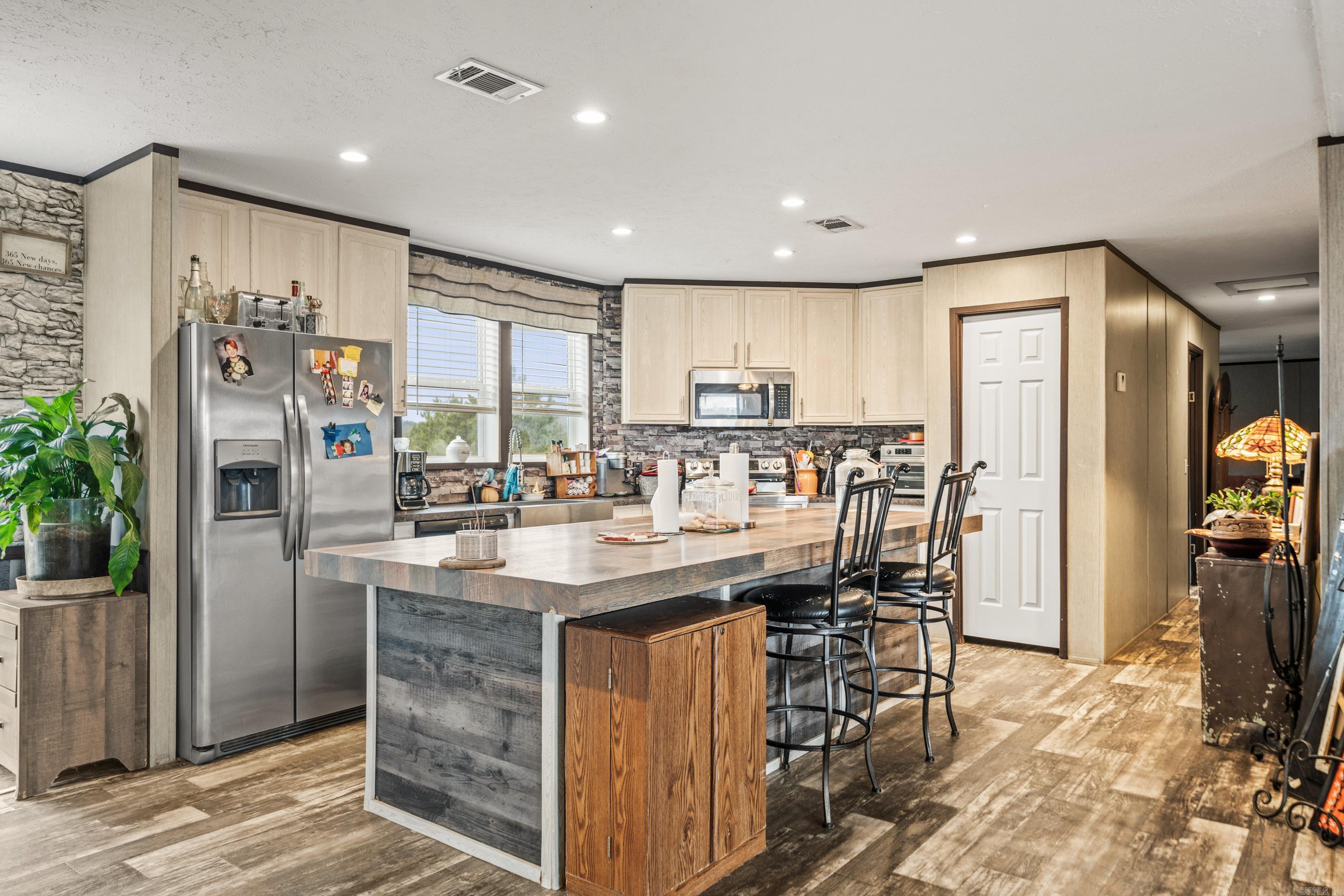 OTAZA LAKE ESTATES - Residential