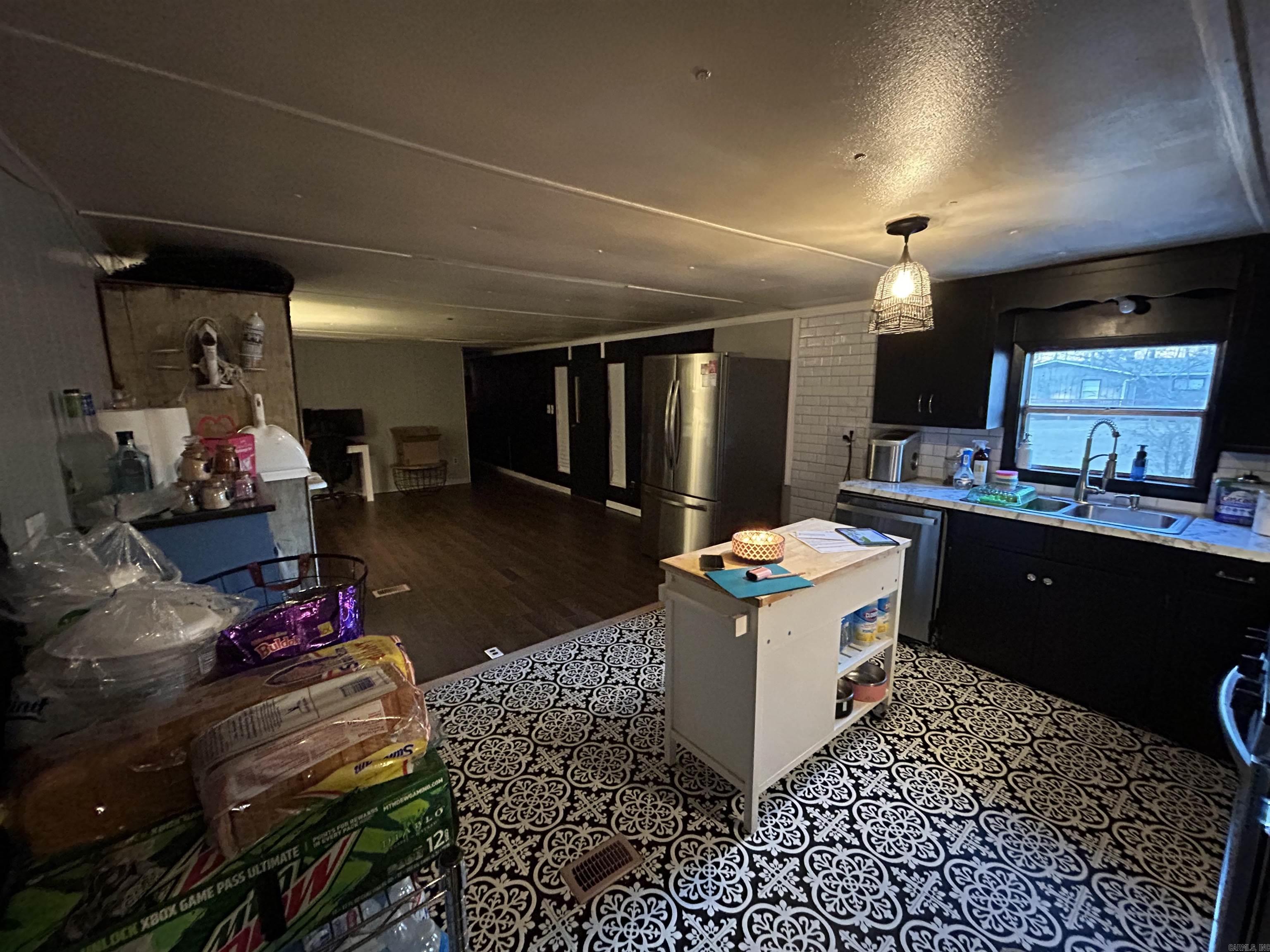 WASHINGTON TO TUCKER - Residential