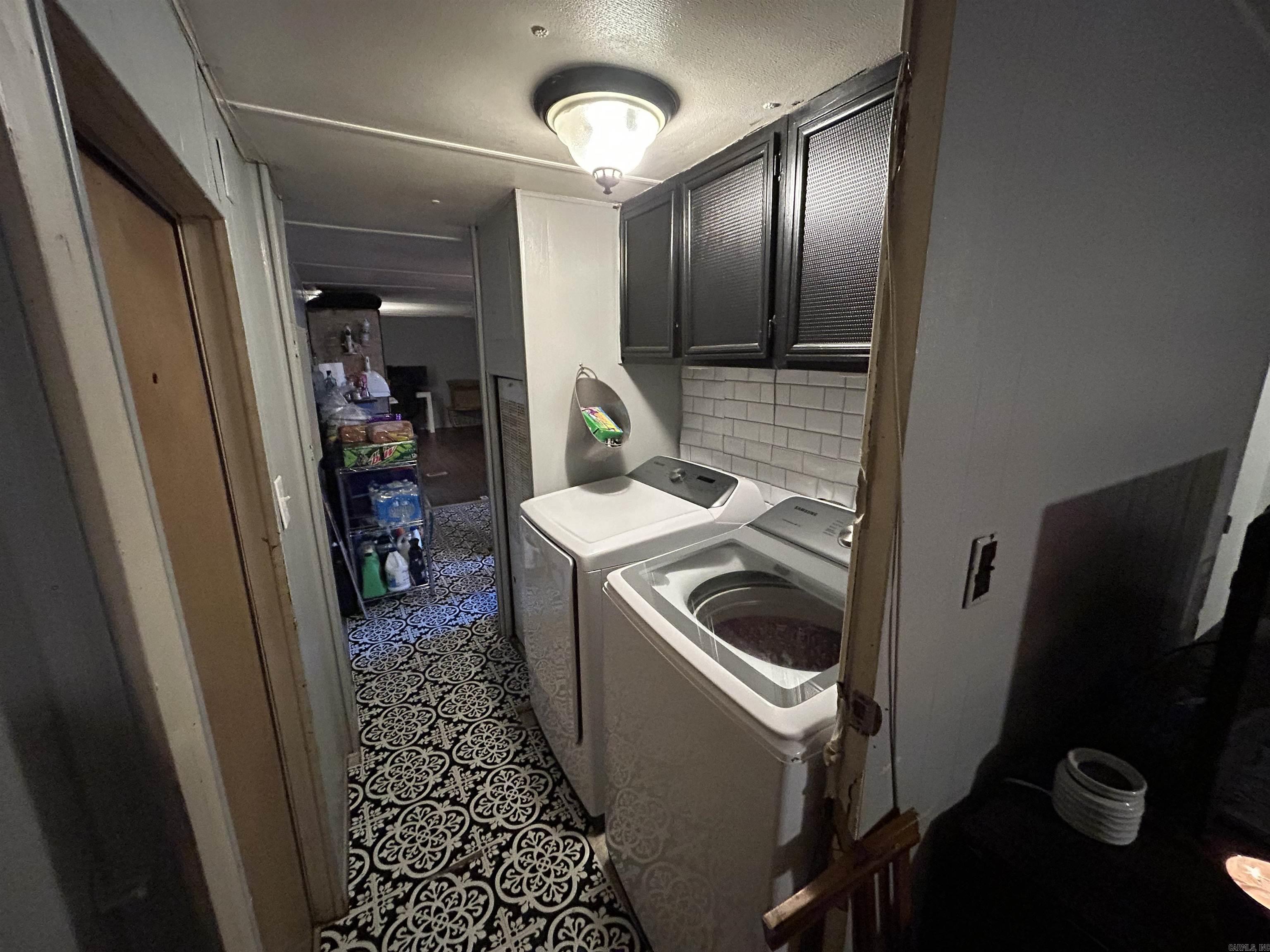 WASHINGTON TO TUCKER - Residential