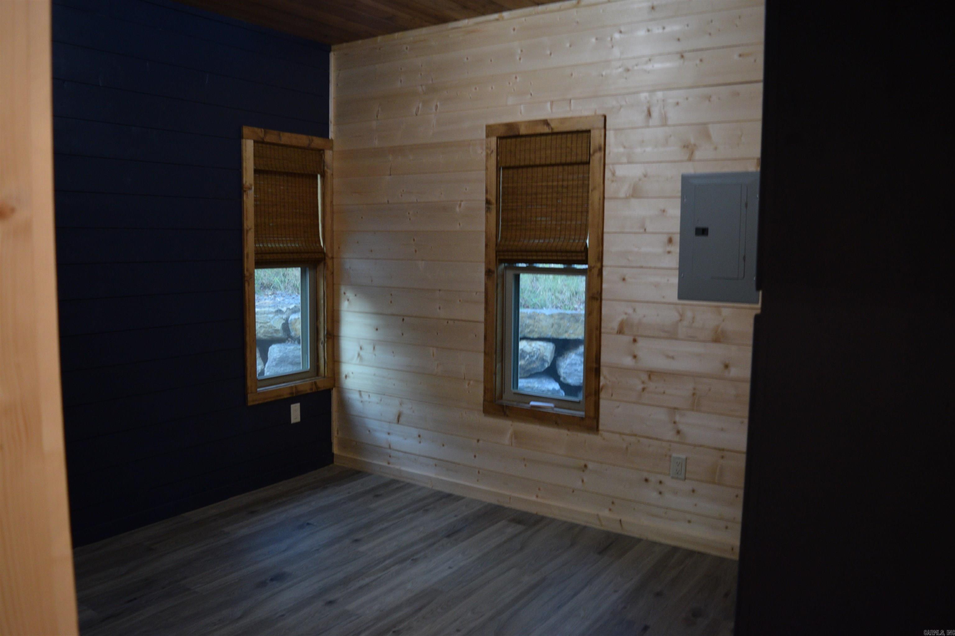 Metes & Bounds - Residential Lease