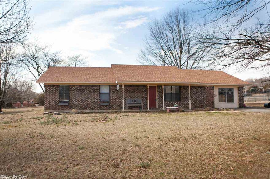 Beautiful home with space to spread your roots! This home sits on one acre, and is only a short drive to the center of Conway. The house is great for entertaining as the dining area opens up to the living room, and the kitchen is highly functional. This house also comes with additional space with a bonus room that could be used as a bedroom or an extra living area/game room. This house could be a home for a variety of families. It's priced to sell, so come check it out!