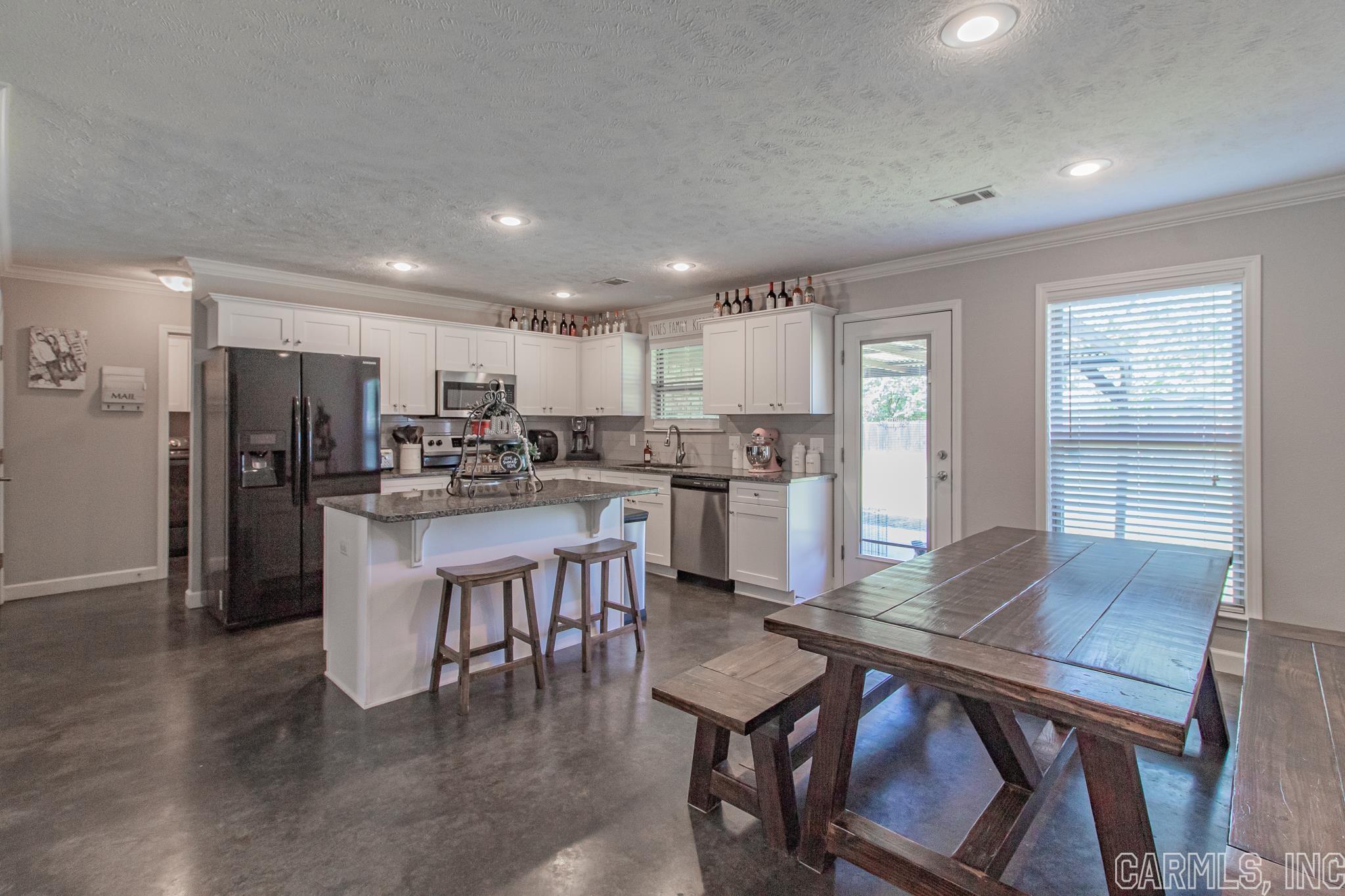 SAGEBRUSH COVE - Residential