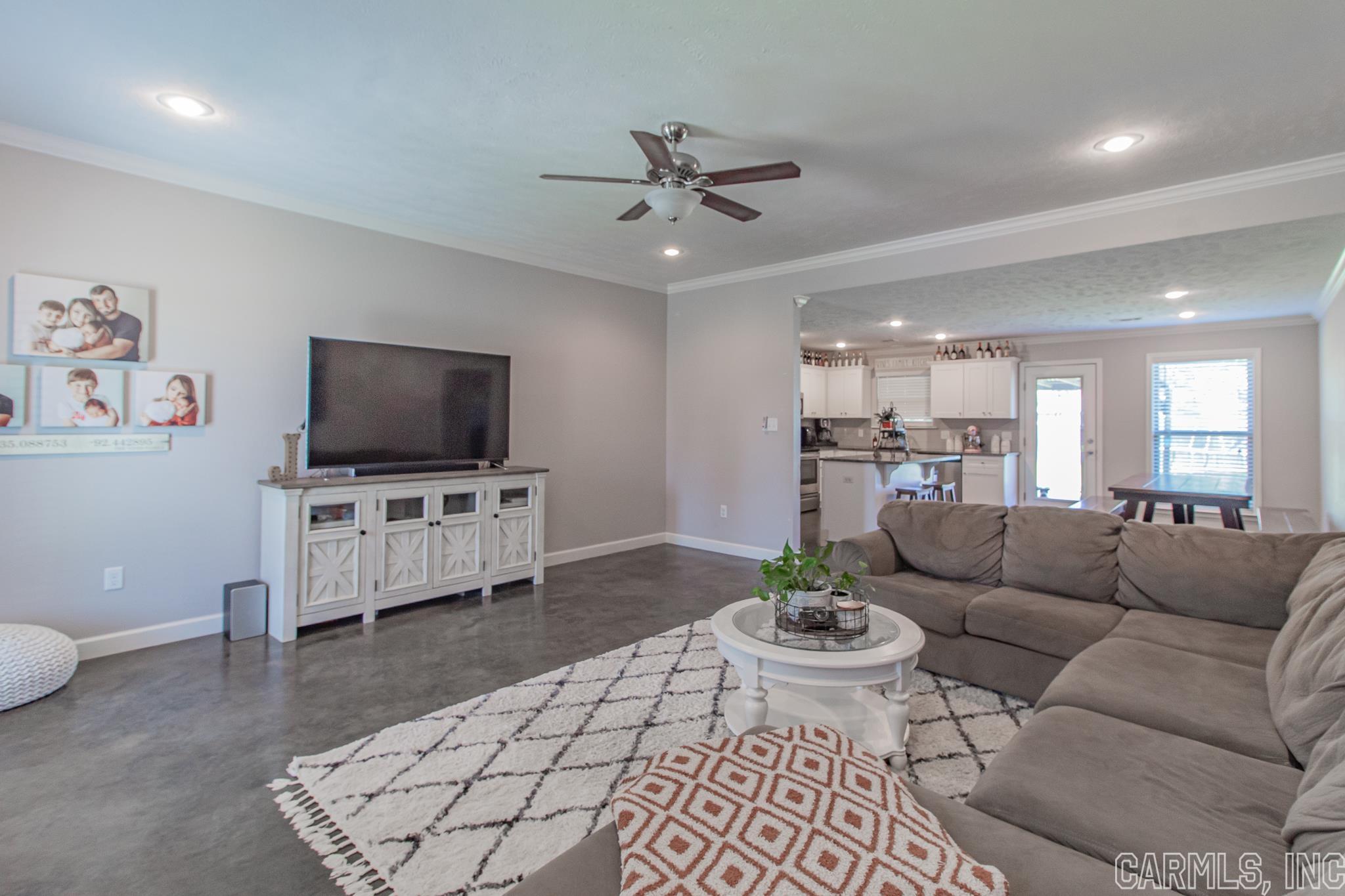 SAGEBRUSH COVE - Residential