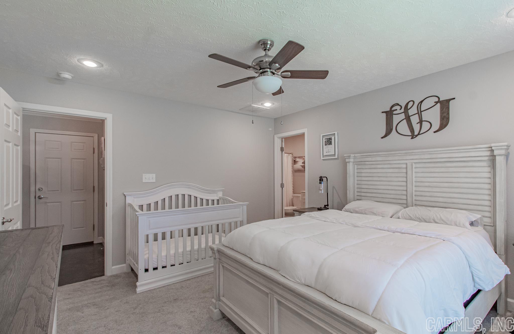 SAGEBRUSH COVE - Residential