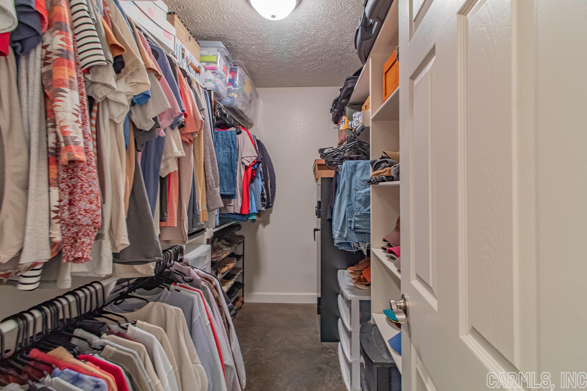 SAGEBRUSH COVE - Residential