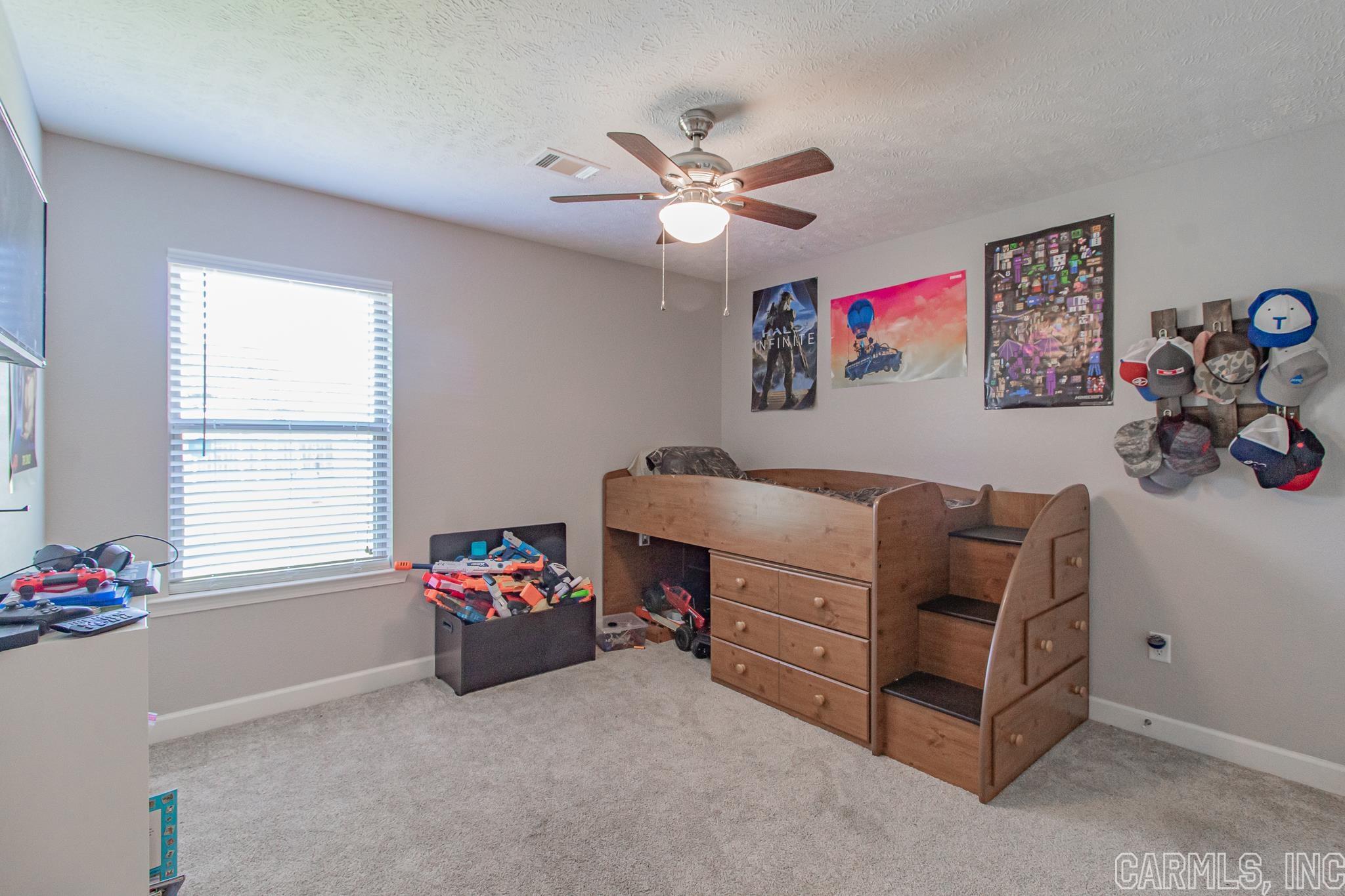 SAGEBRUSH COVE - Residential