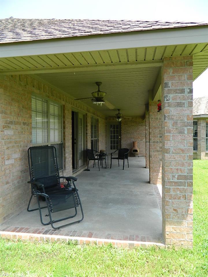 COUNTRY CLUB OF ARK THE - Residential