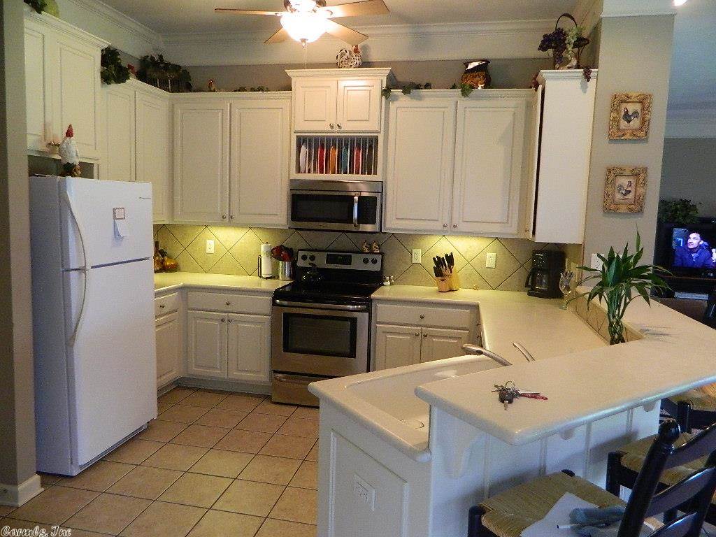 COUNTRY CLUB OF ARK THE - Residential