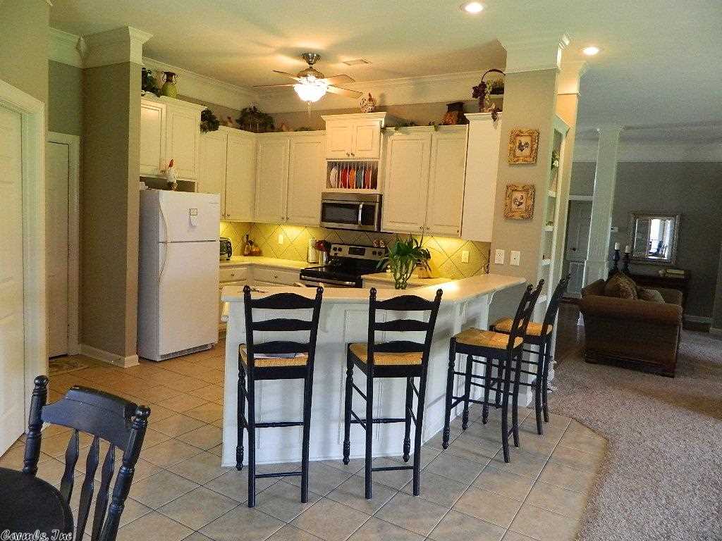 COUNTRY CLUB OF ARK THE - Residential