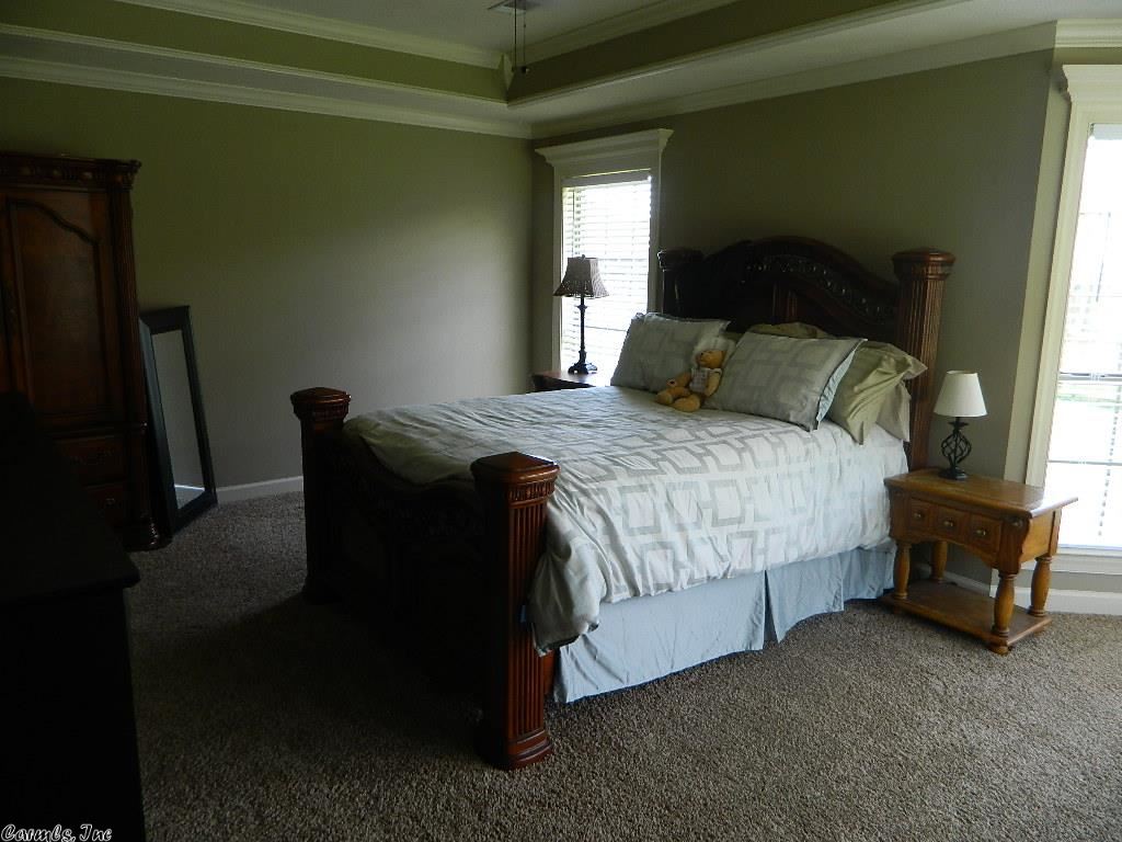 COUNTRY CLUB OF ARK THE - Residential