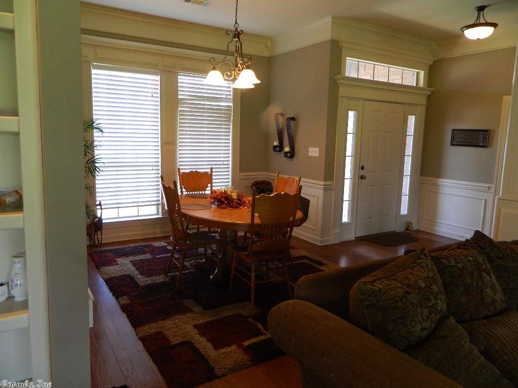 COUNTRY CLUB OF ARK THE - Residential