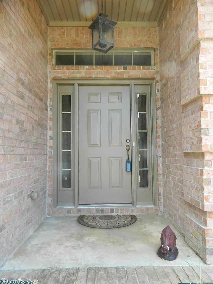 COUNTRY CLUB OF ARK THE - Residential