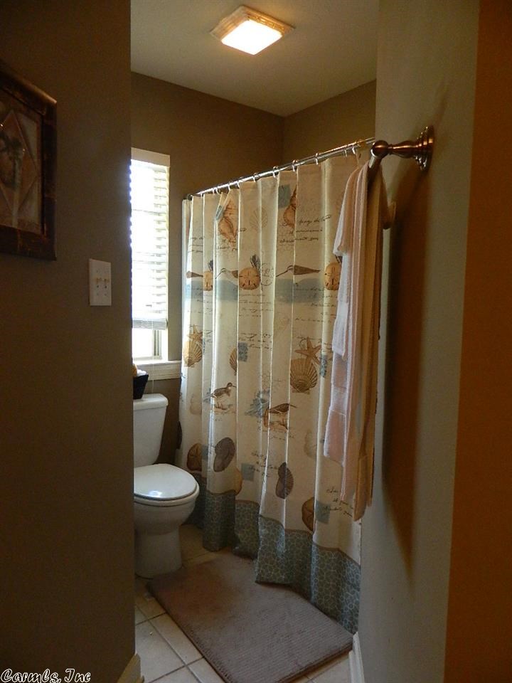 COUNTRY CLUB OF ARK THE - Residential