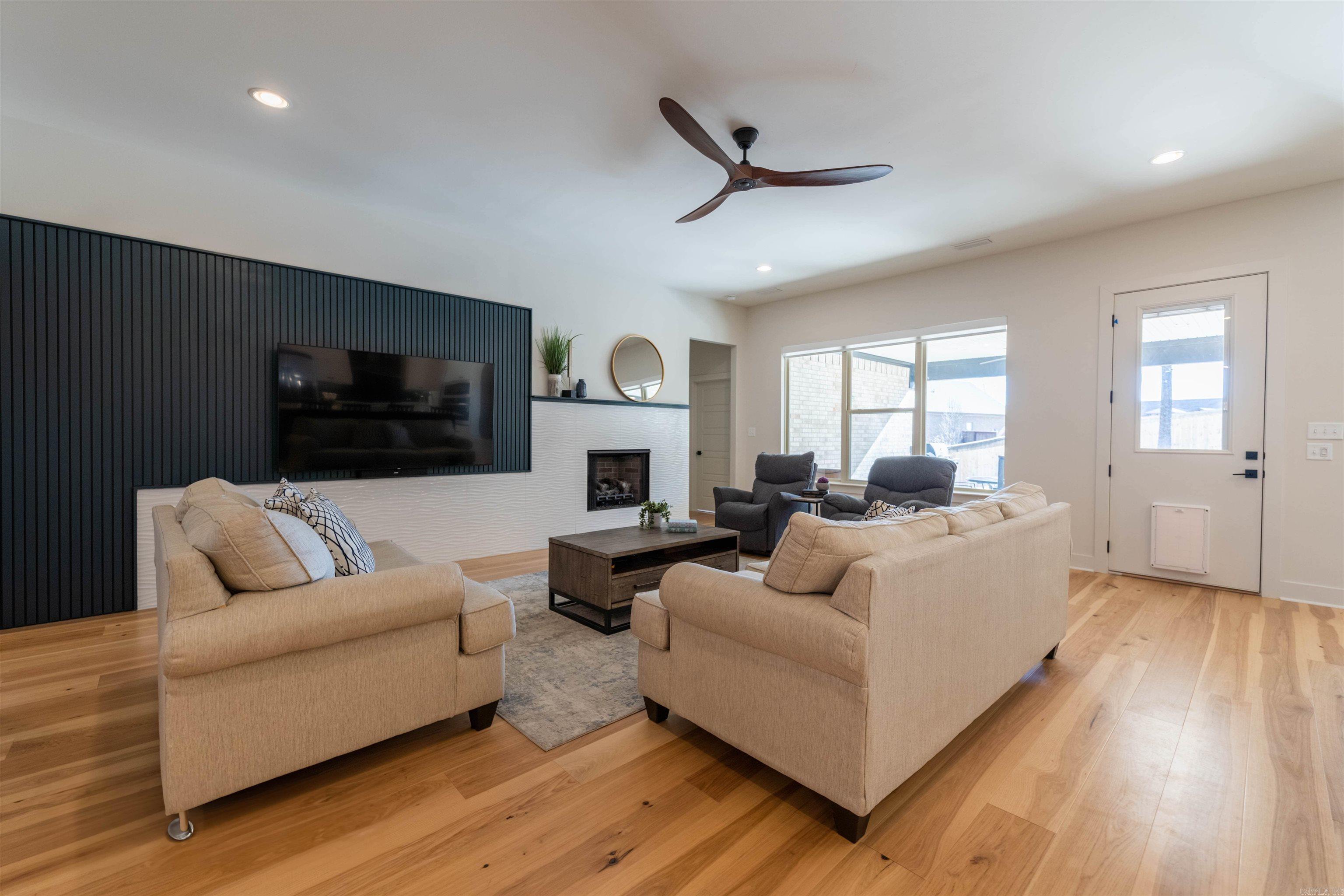 STONEBROOK - Residential