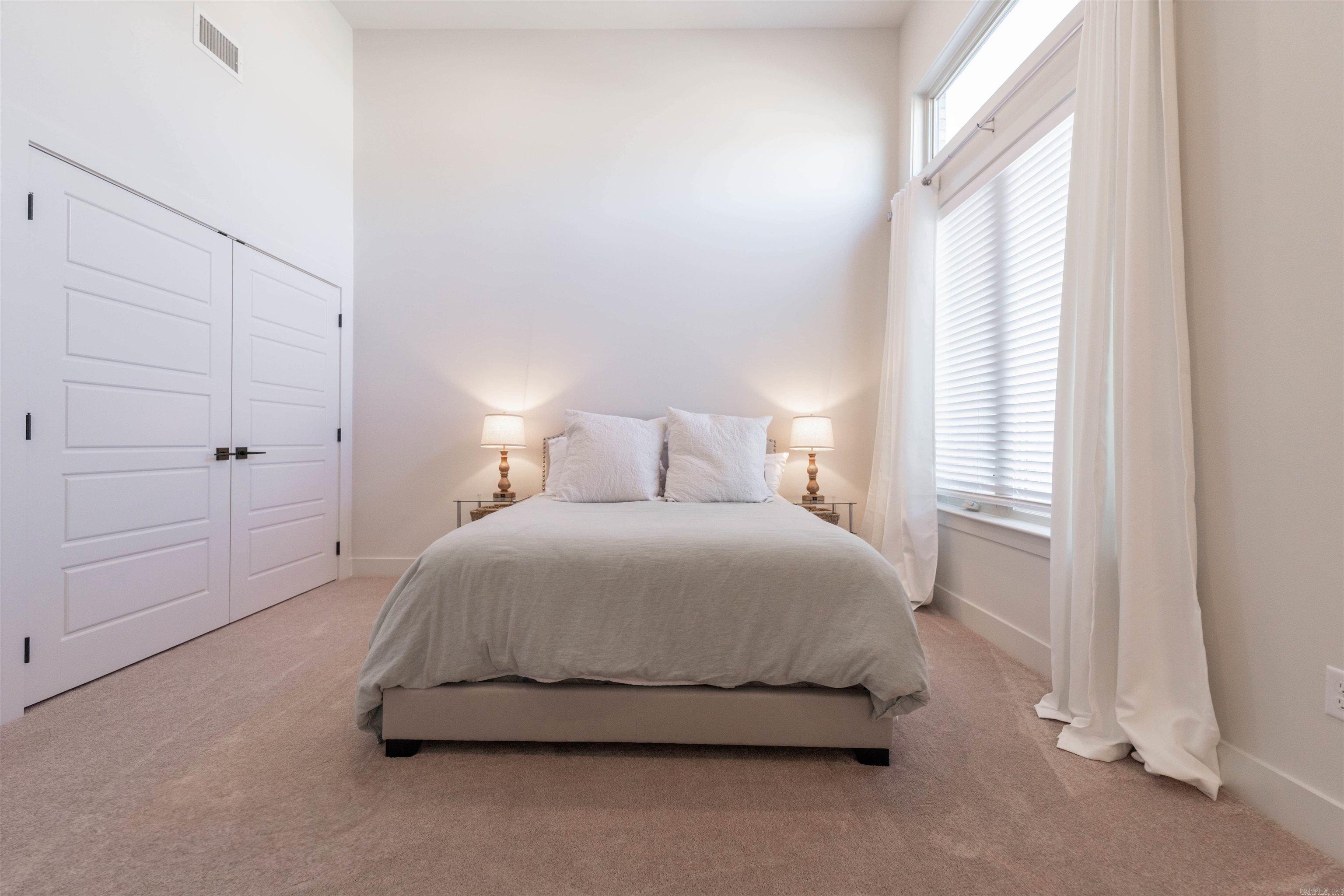 STONEBROOK - Residential