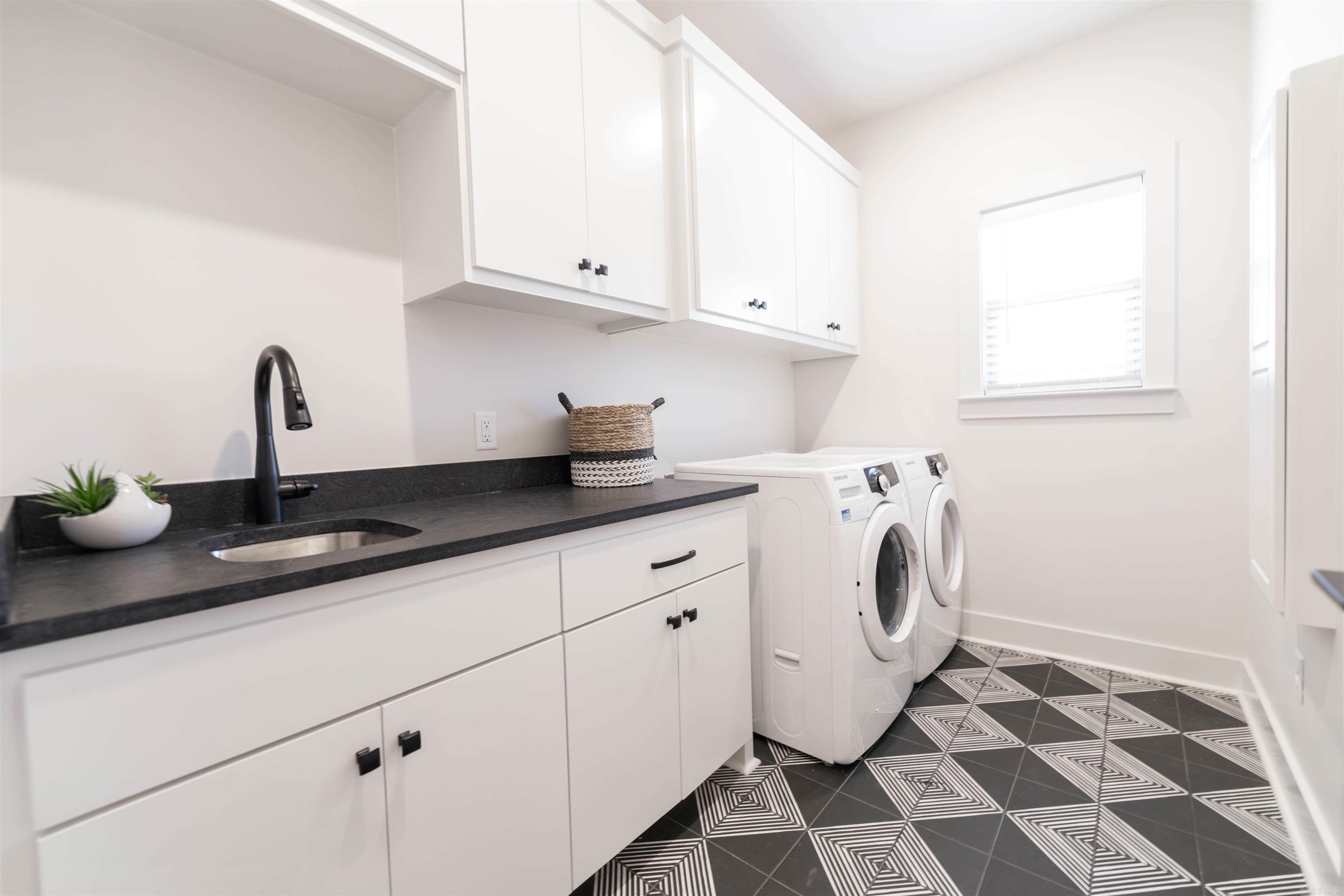 STONEBROOK - Residential